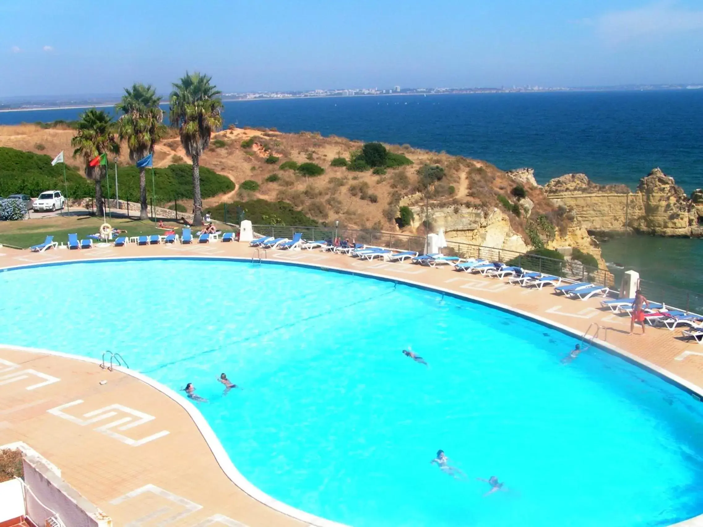 Swimming pool, Bird's-eye View in Iberlagos