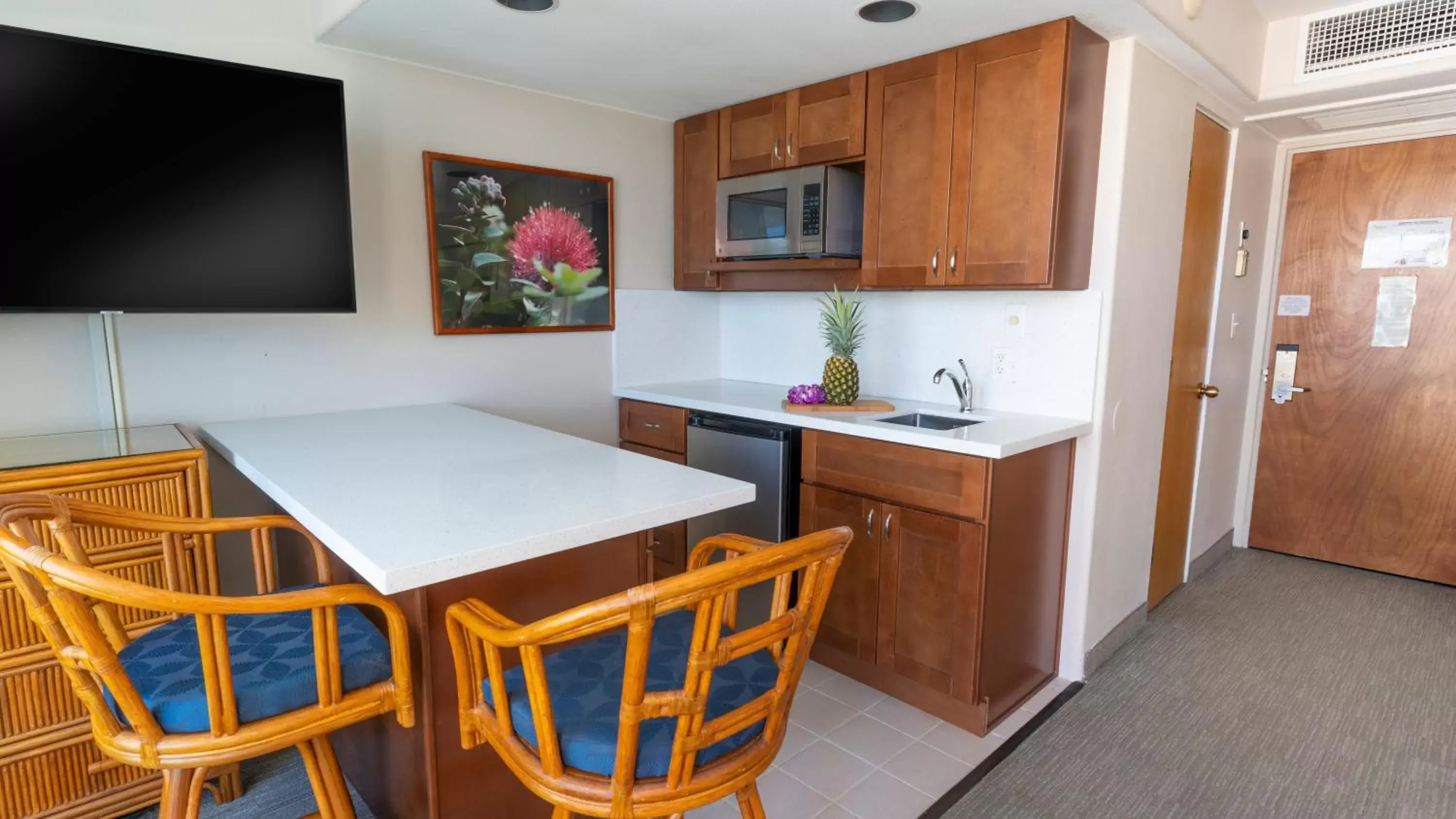 Kitchen or kitchenette, Kitchen/Kitchenette in Imperial Hawaii Resort