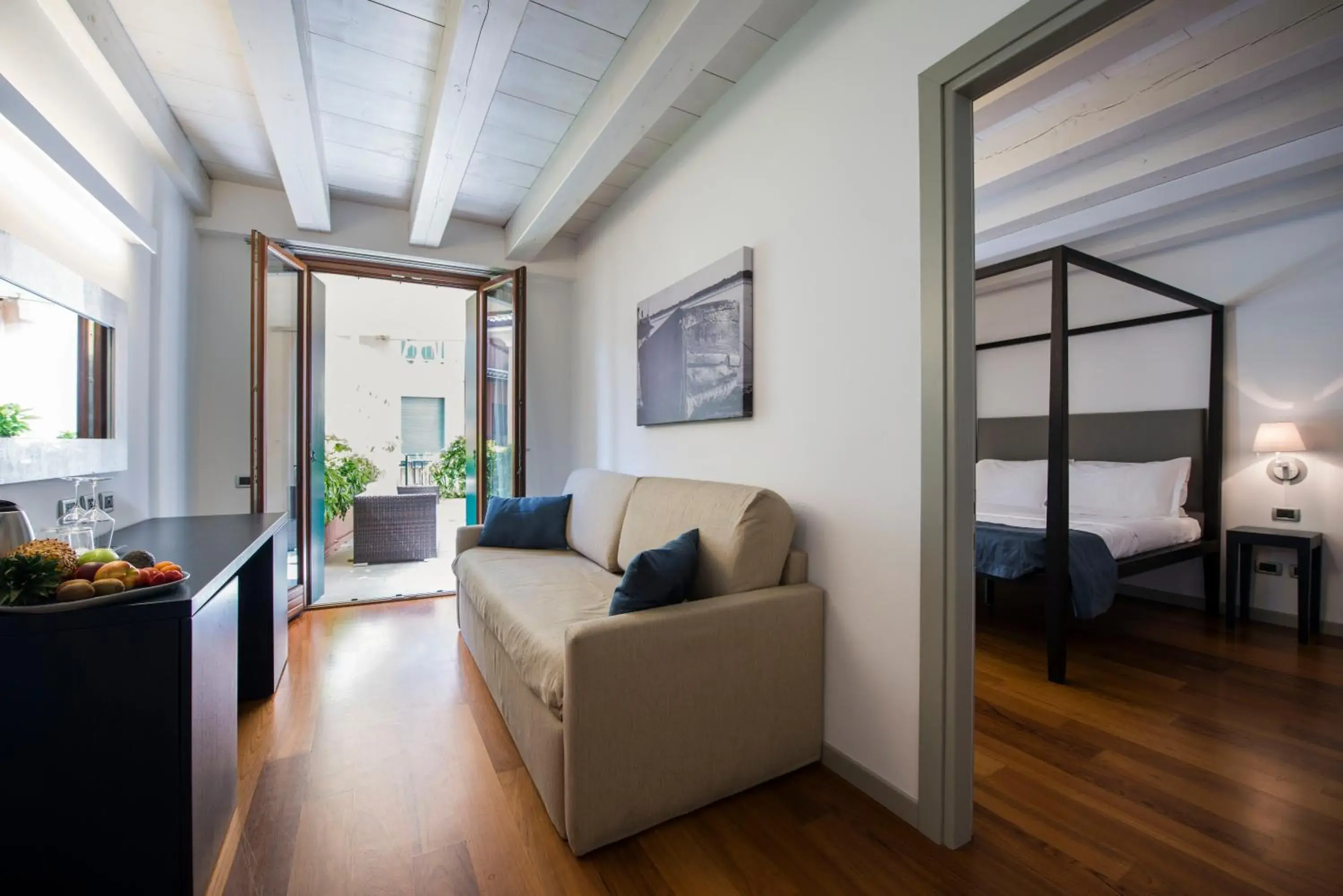 Seating Area in Hotel Del Porto