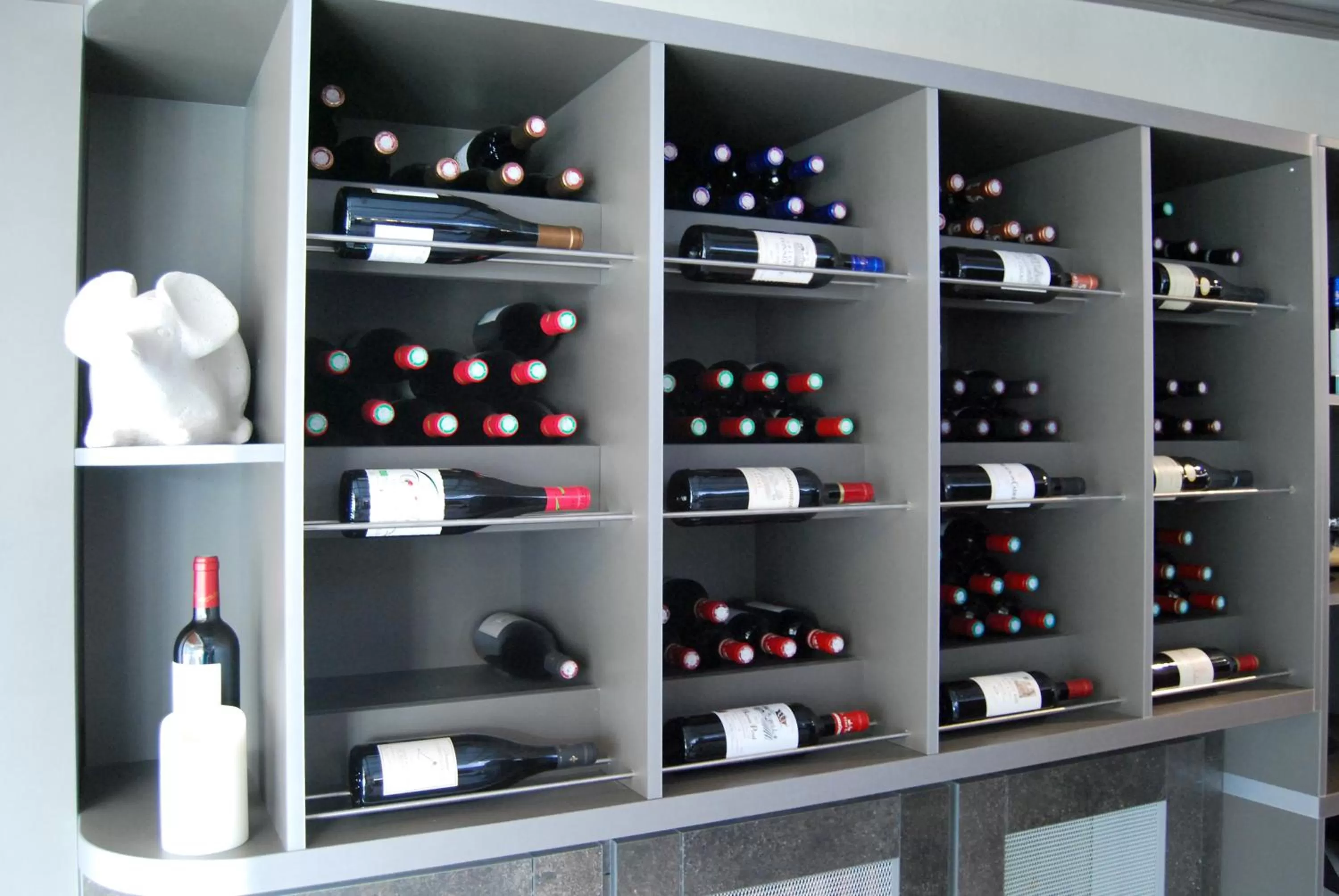 Food and drinks in Logis Central Hôtel - Restaurant & Spa