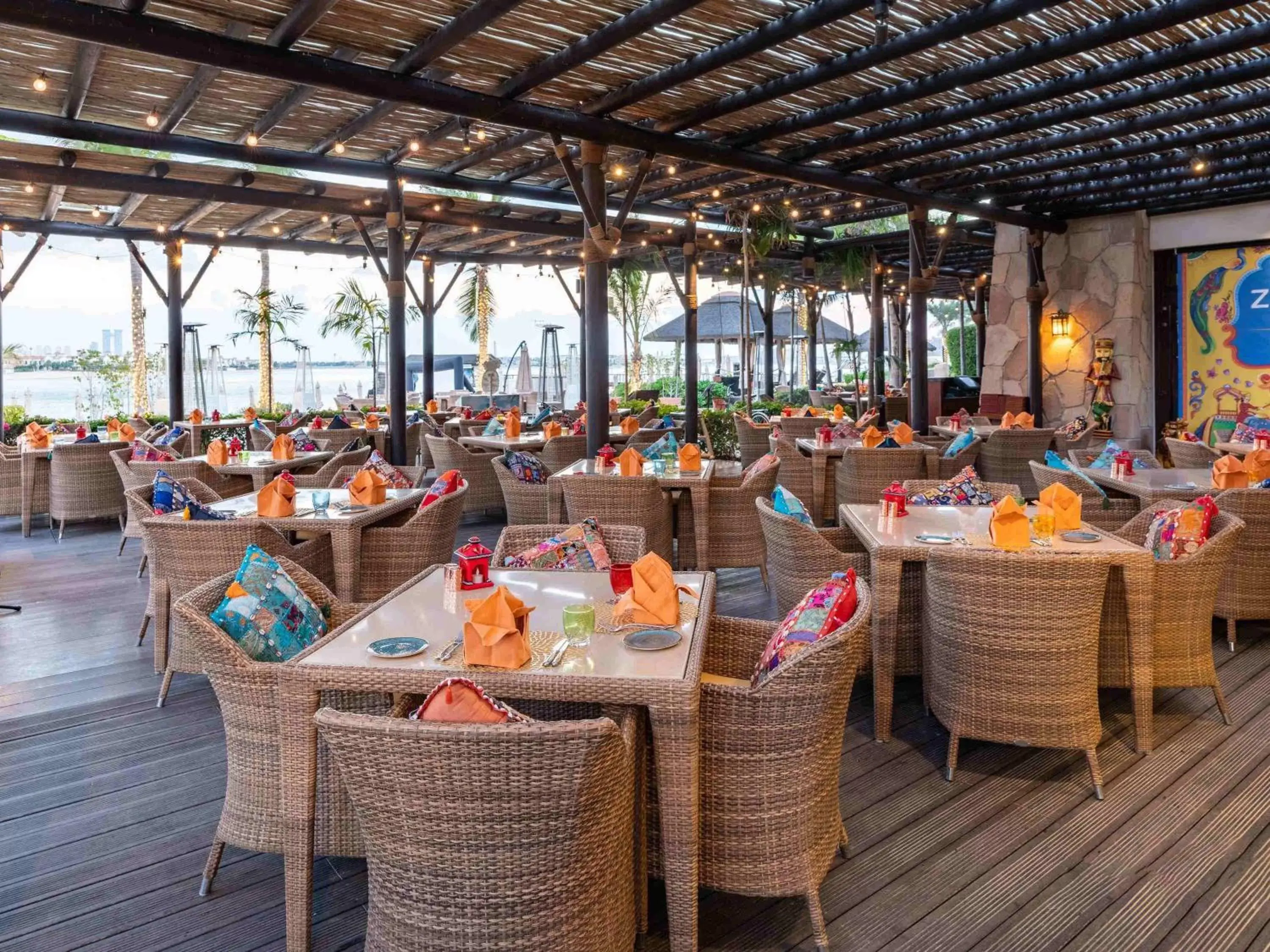 Restaurant/Places to Eat in Sofitel Dubai The Palm Resort & Spa
