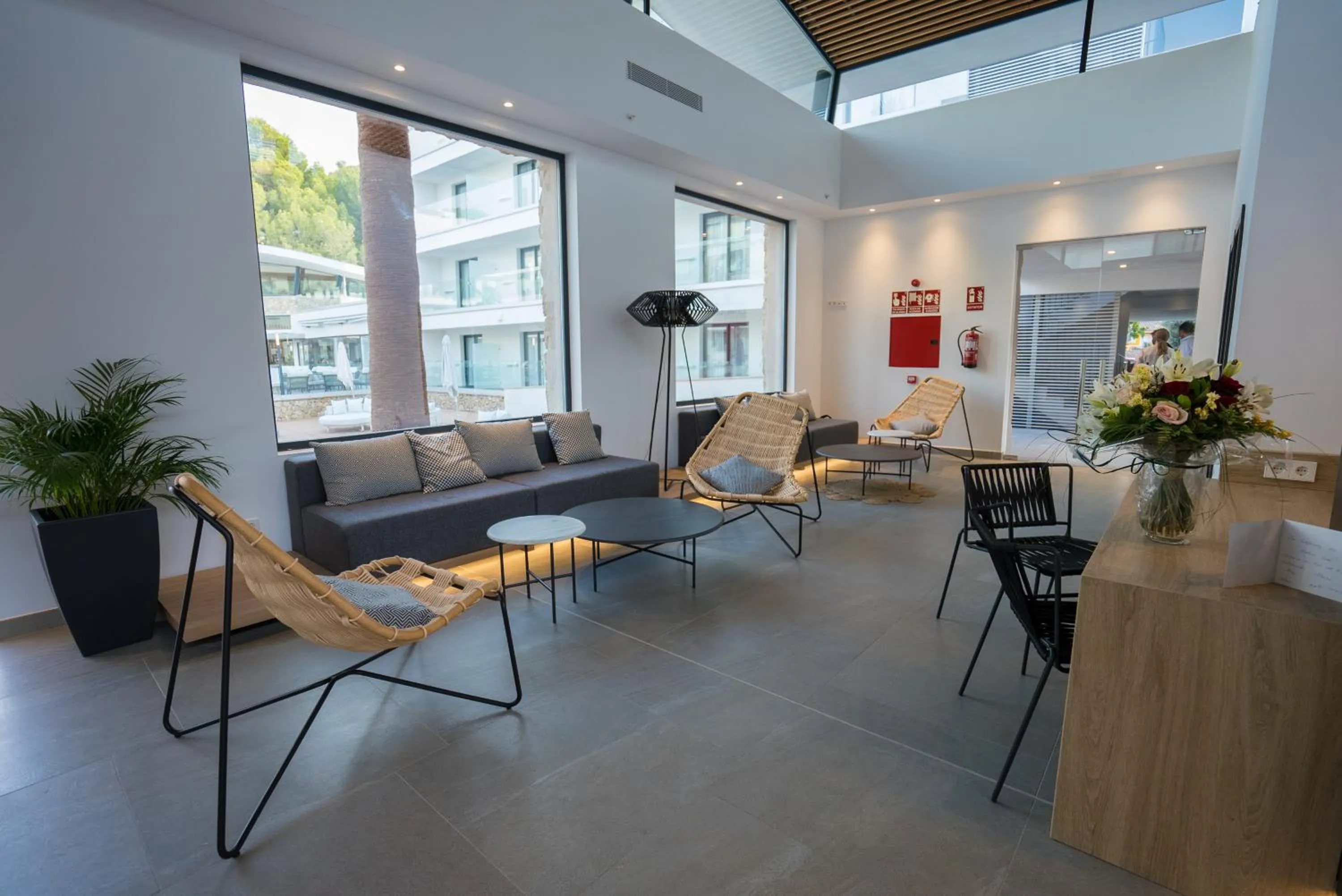 Lobby or reception in Hotel Morlans Suites - Adults Only