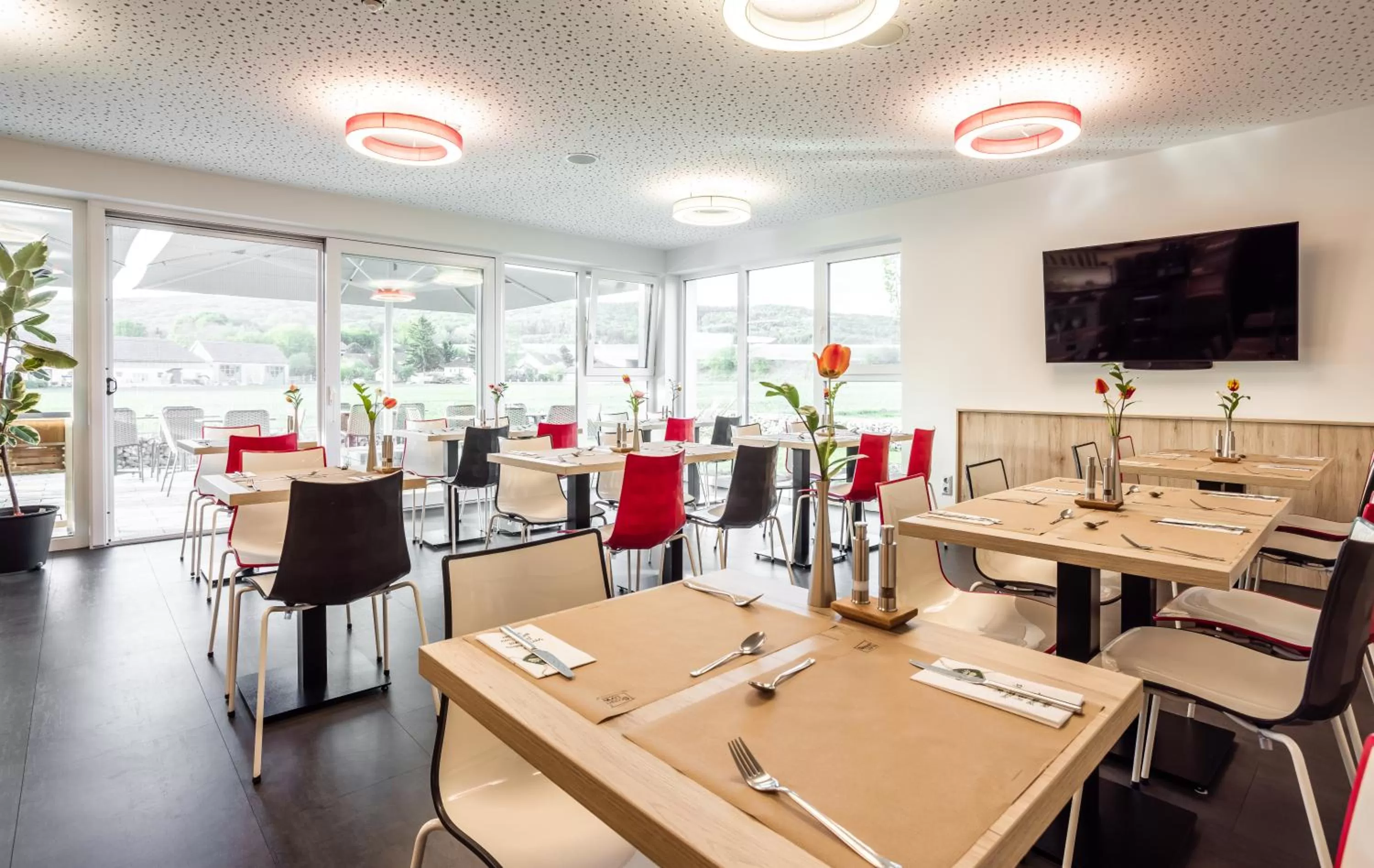 Buffet breakfast in Hotel Smart Liv'in