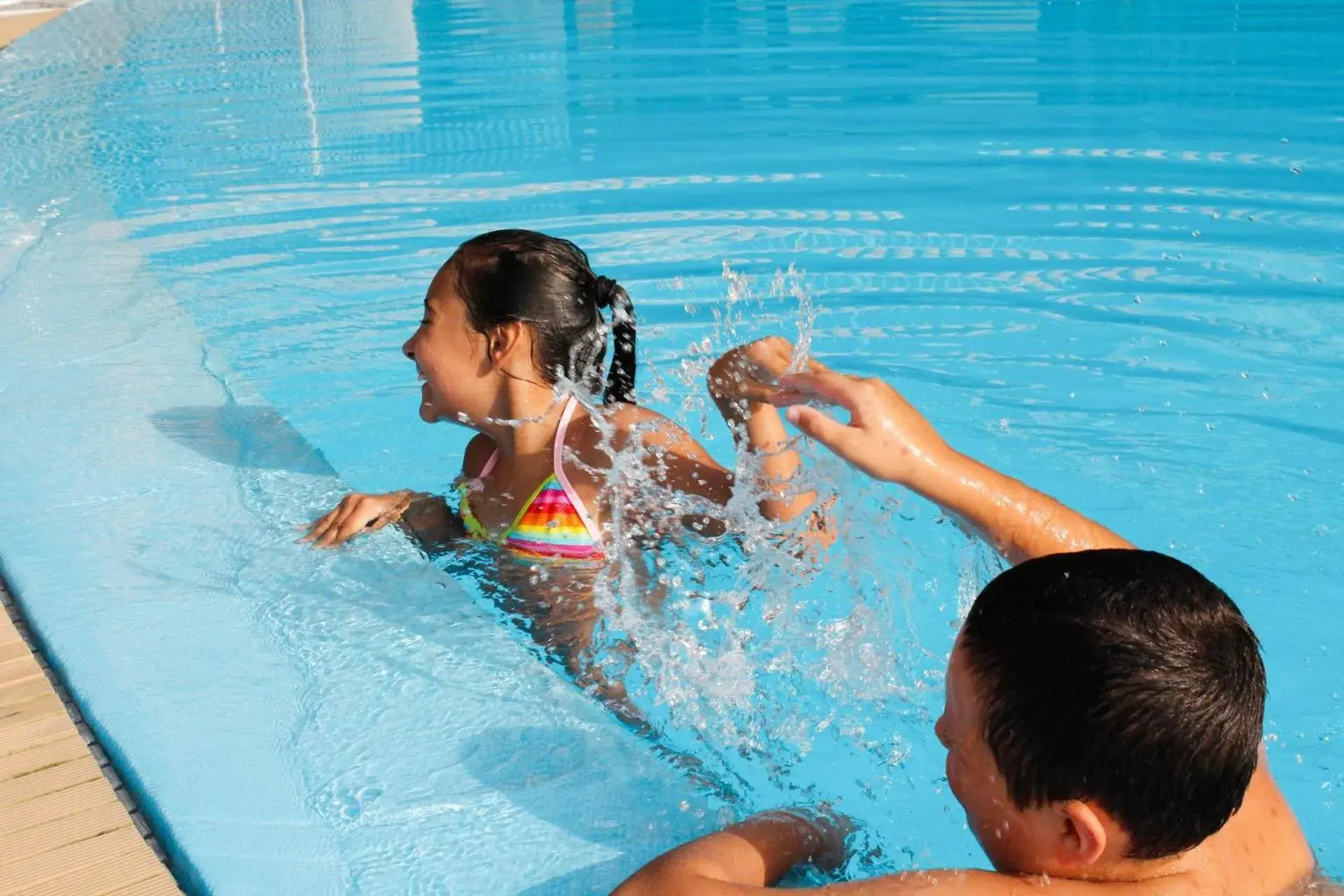 Family in The Views Oasis Family in The Views Oasis