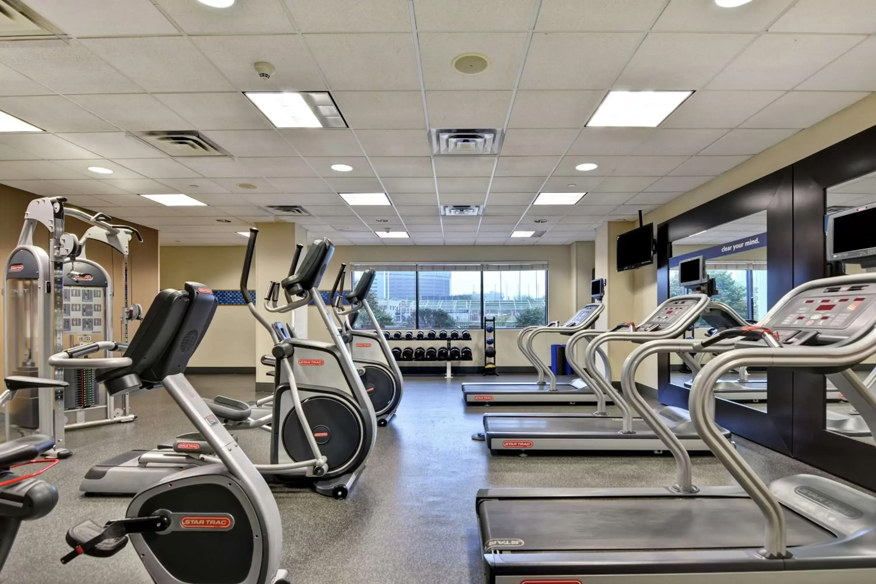 Fitness centre/facilities in Hampton Inn & Suites Newark-Harrison-Riverwalk Fitness centre/facilities in Hampton Inn & Suites Newark-Harrison-Riverwalk