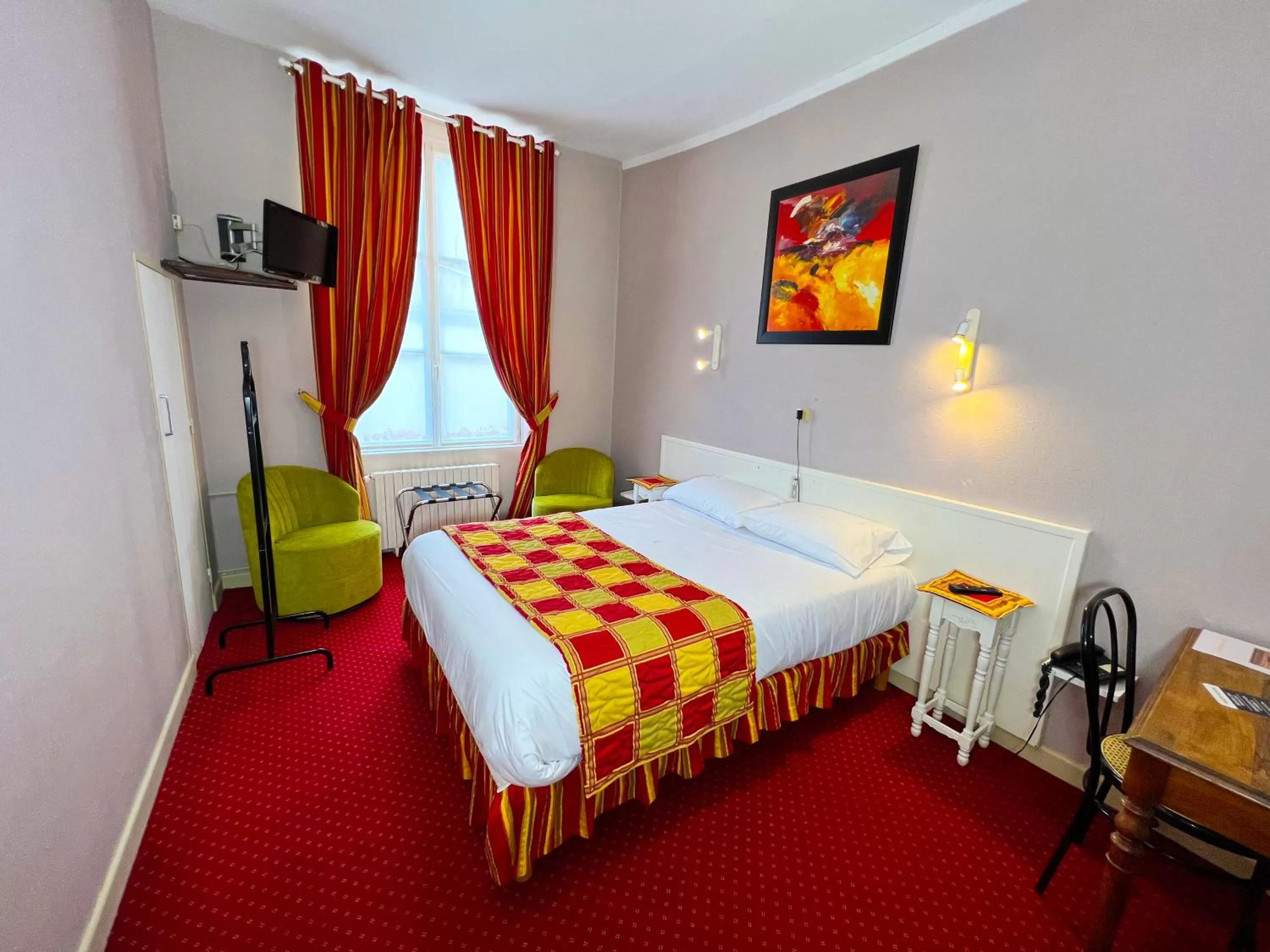 Bed in Hotel De La Poste