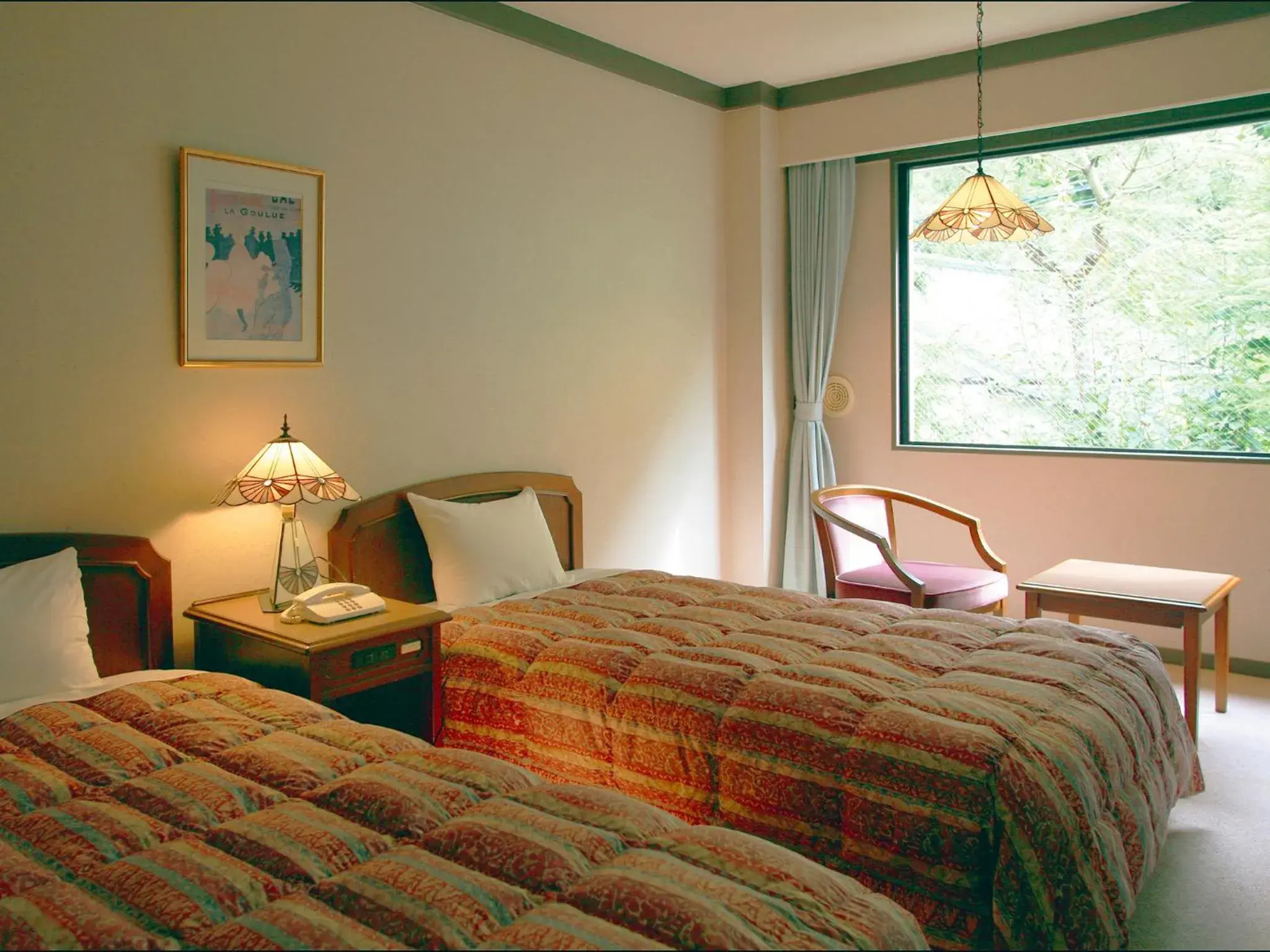 Photo of the whole room, Room Photo in Suikoen Ryokan