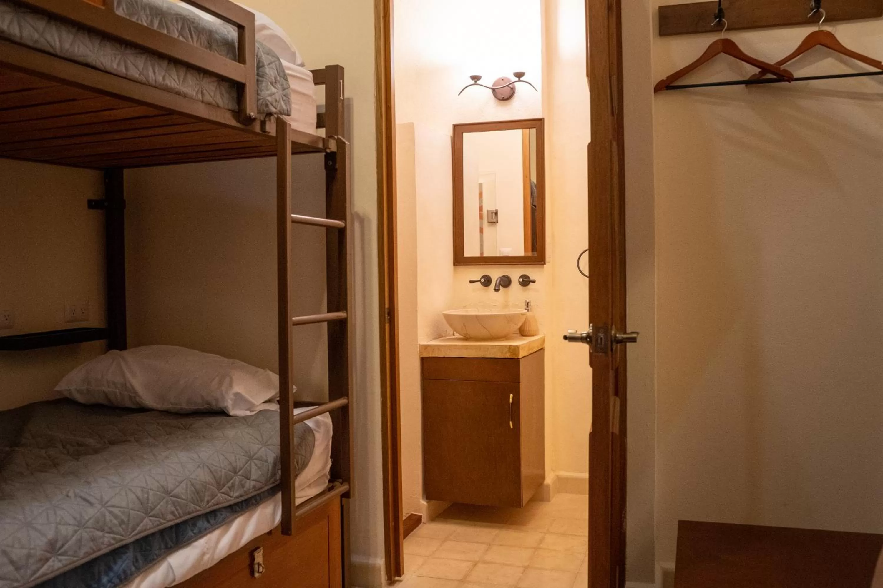 Bedroom, Bed in Hotel & Hostal Boutique Casa Garza