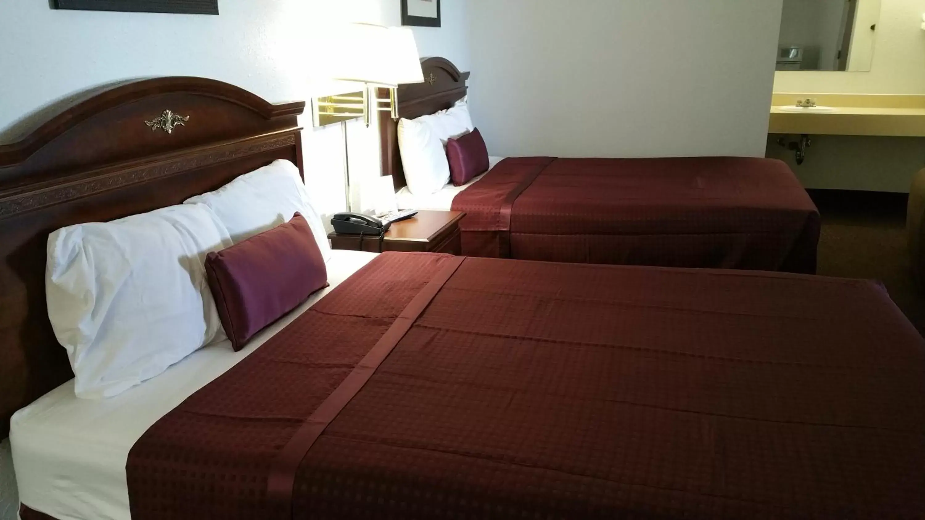 Bed in Hoosier Inn- Portland