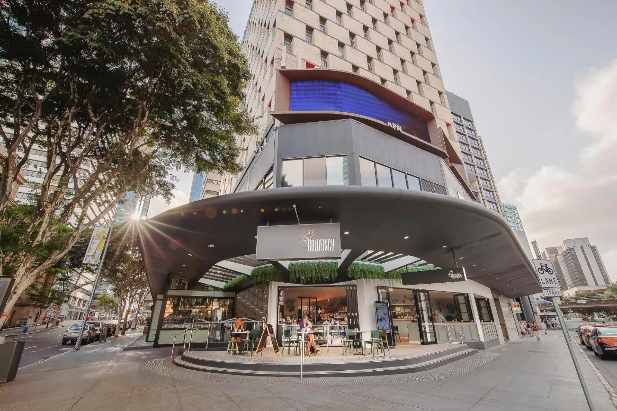 Food and drinks, Property Building in Mercure Brisbane King George Square