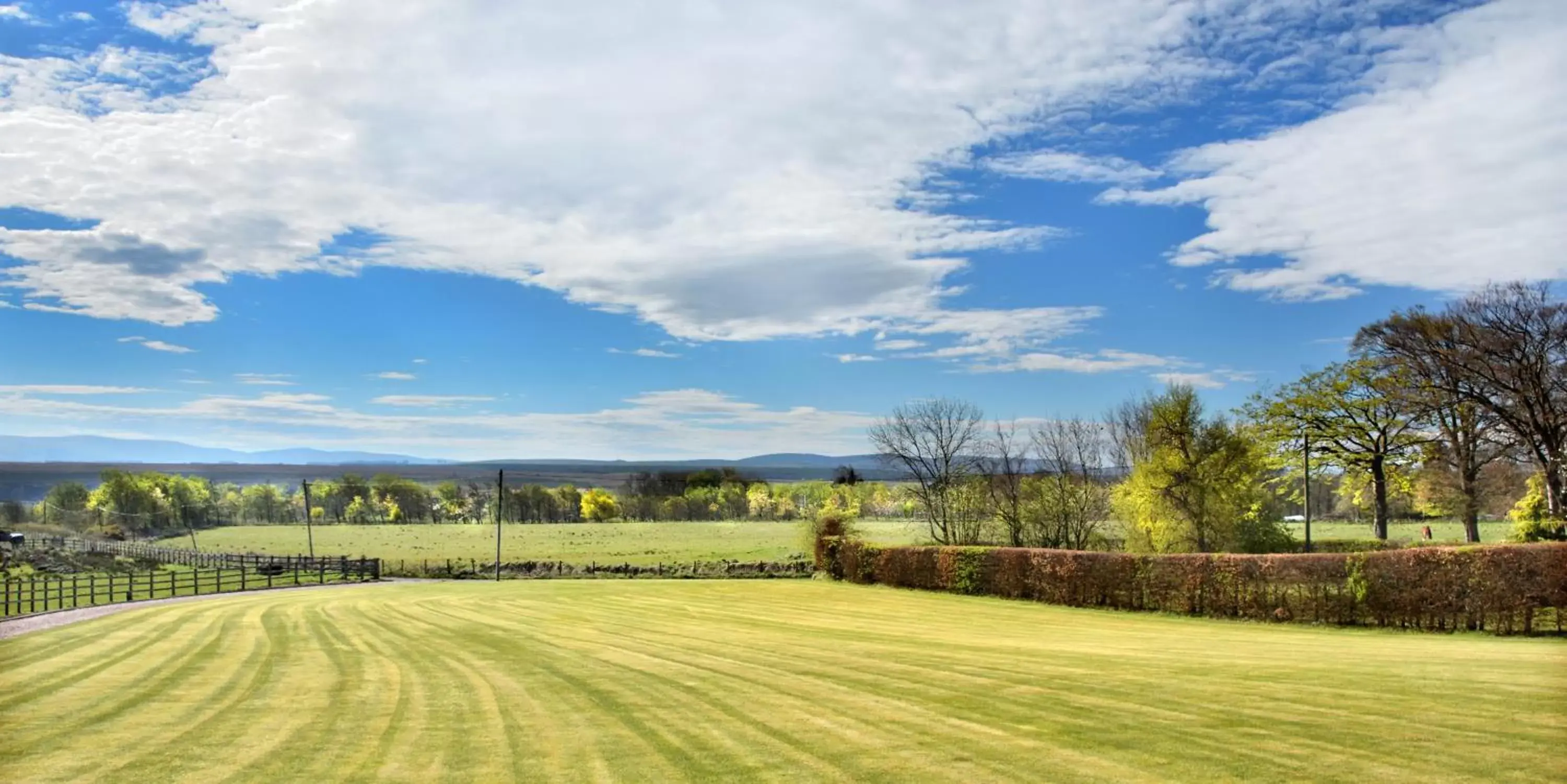 Garden view in Peggyslea Farm B&B