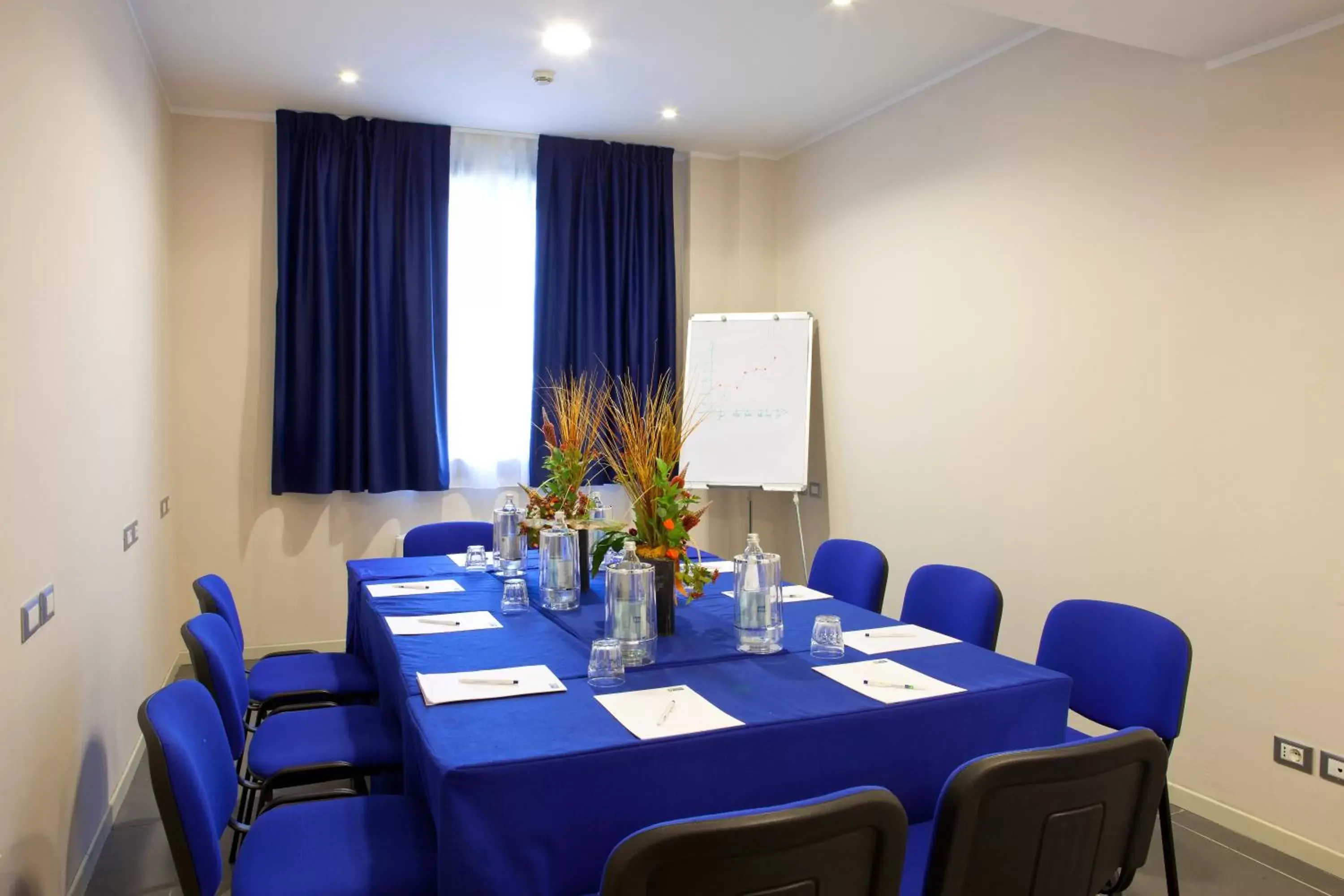 Meeting/conference room in Holiday Inn Express Reggio Emilia, an IHG Hotel