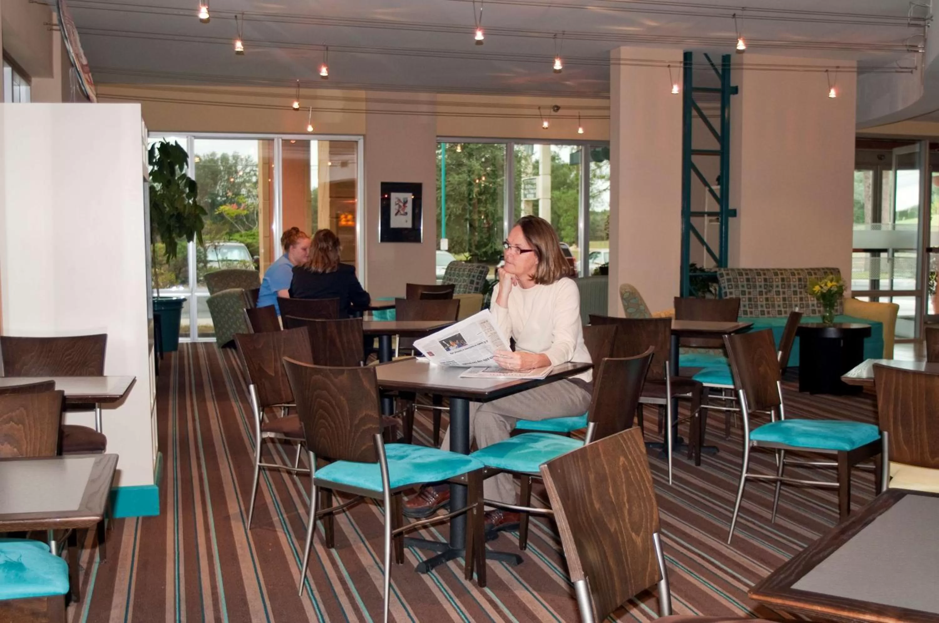 Dining area in Hampton Inn Brooksville Dade City