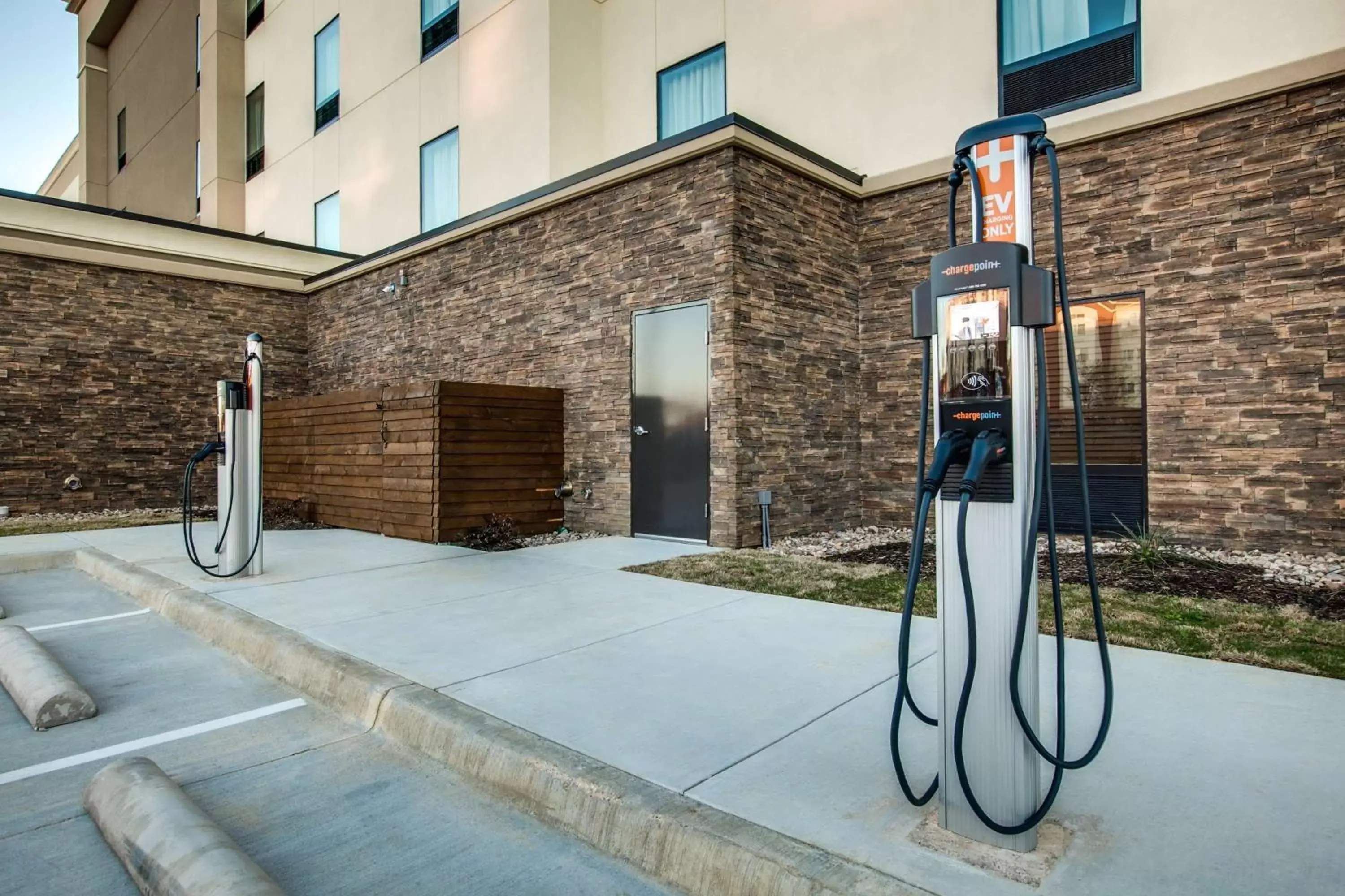 Business facilities in Hampton Inn & Suites Dallas/Ft. Worth Airport South