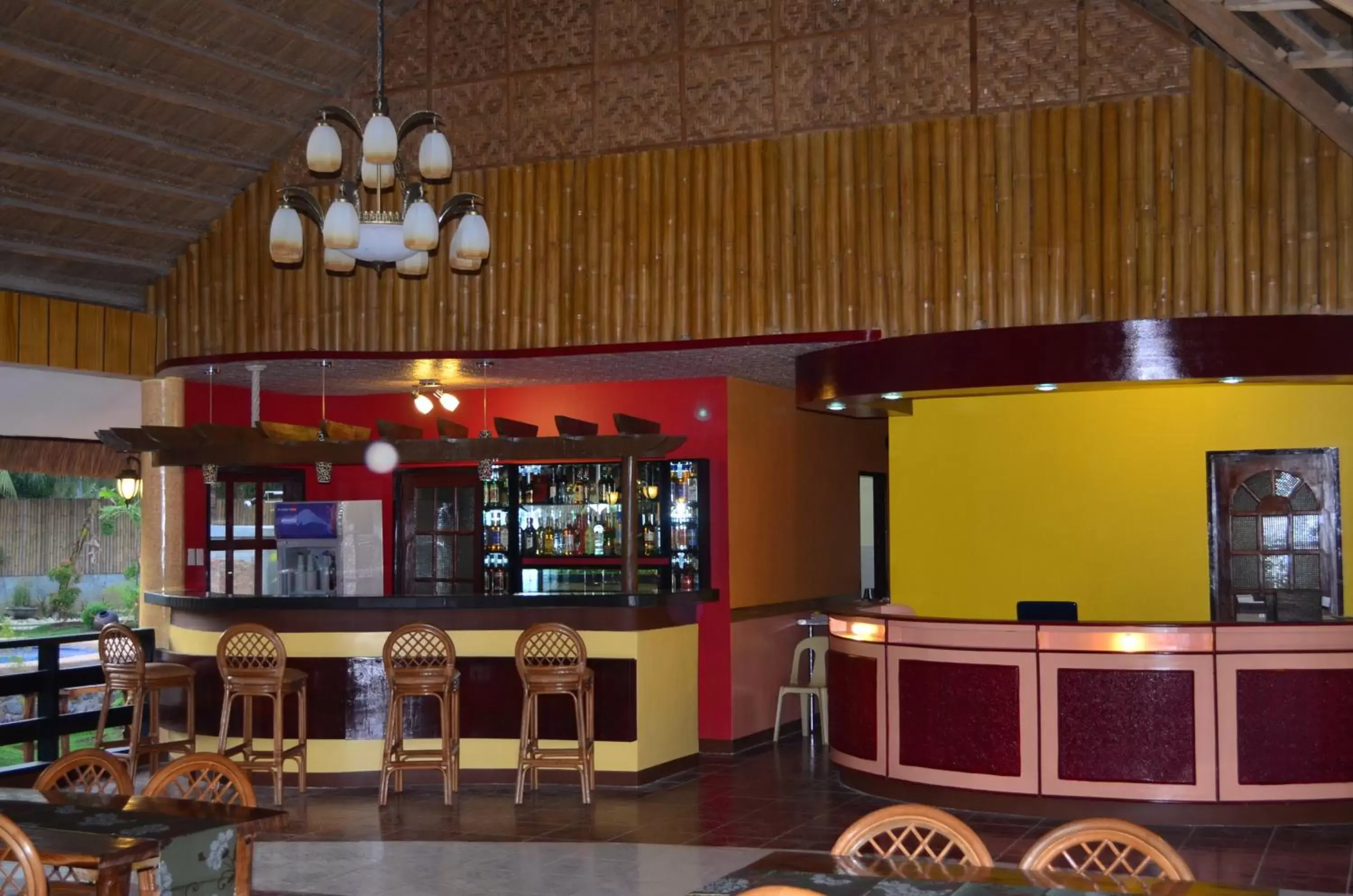 Lobby or reception, Lounge/Bar in Veraneante Resort