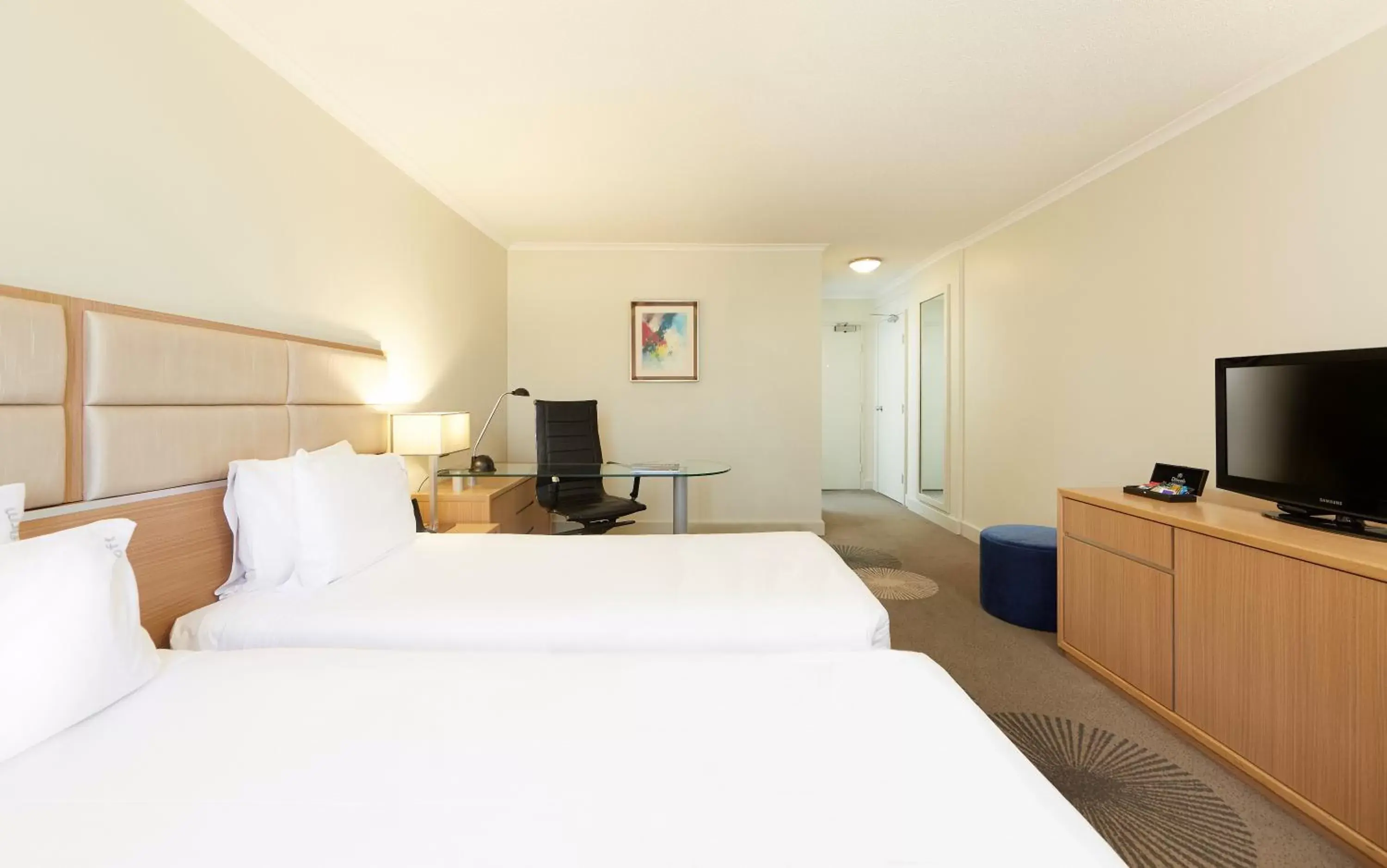 Bed in Holiday Inn Parramatta, an IHG Hotel