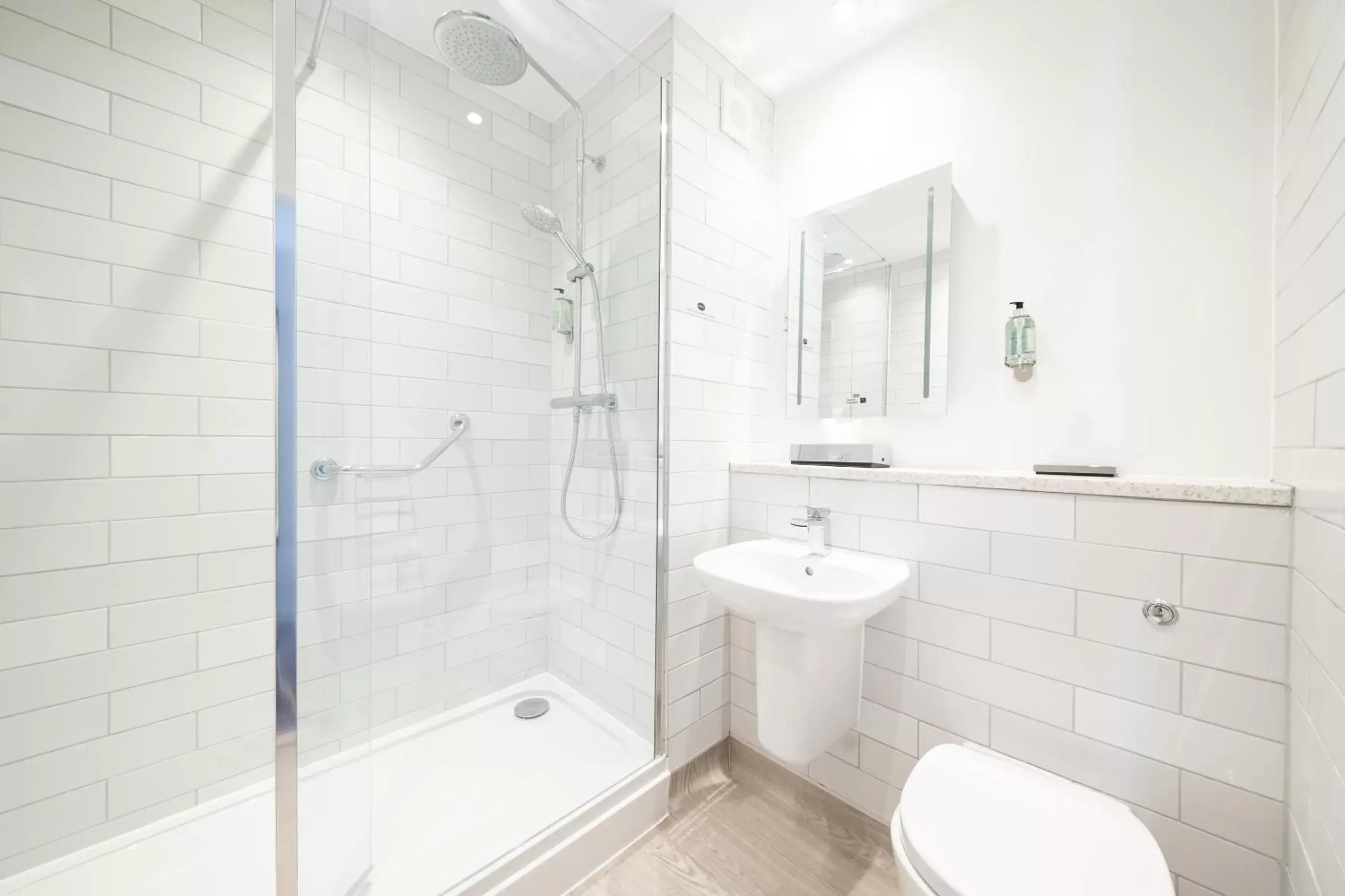 Shower, Bathroom in Toby Carvery Strathclyde, M74 J6 by Innkeeper's Collection