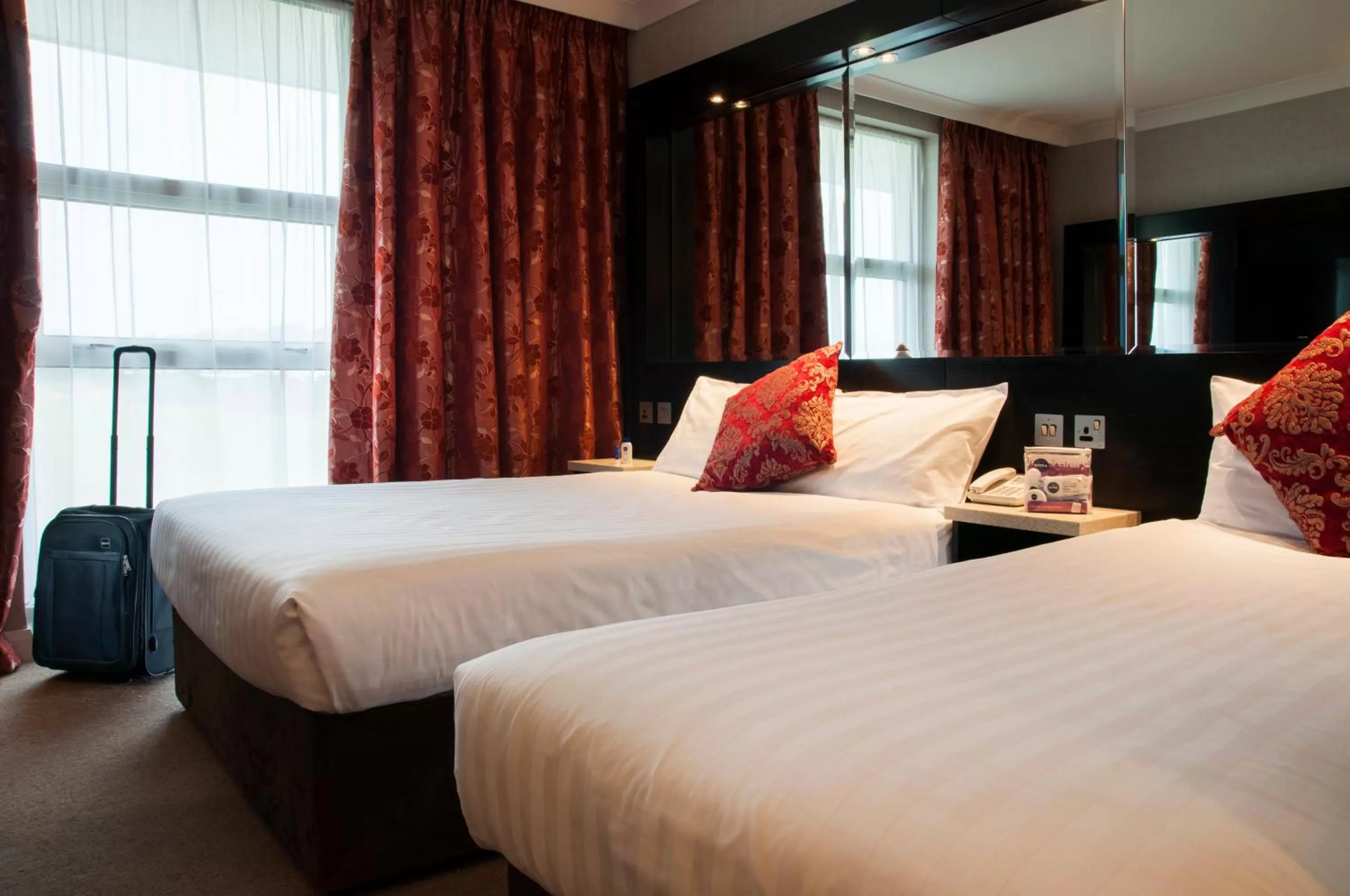 Bed in Flannery's Hotel