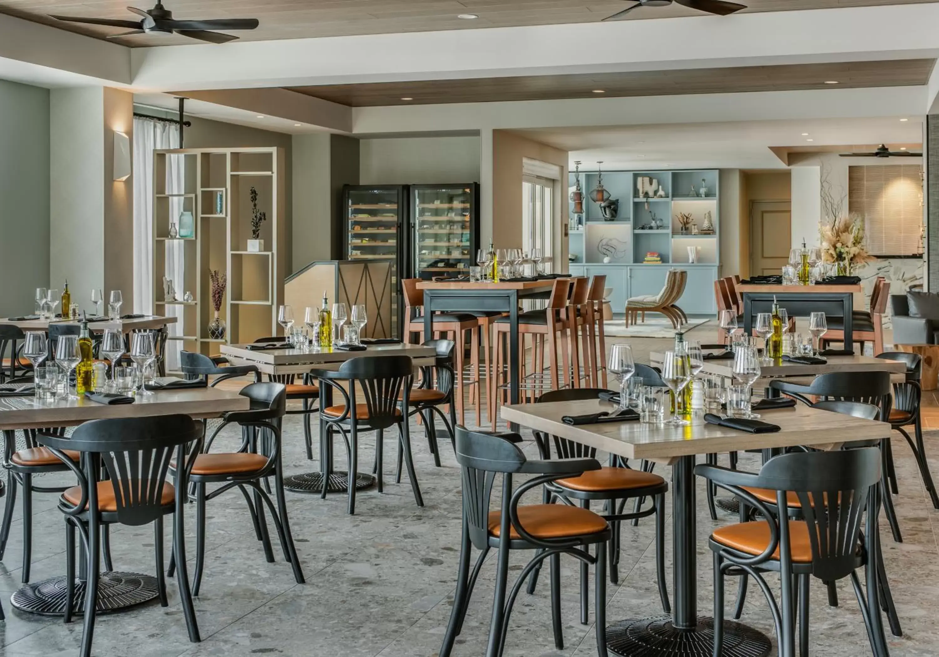 Restaurant/places to eat in Coast Rehoboth Beach, Tapestry Collection By Hilton Restaurant/places to eat in Coast Rehoboth Beach, Tapestry Collection By Hilton