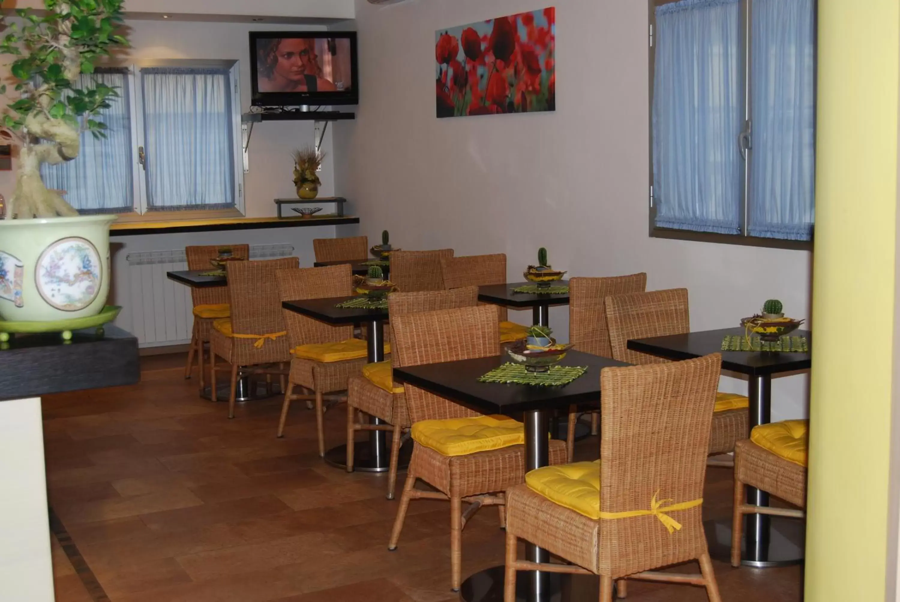 Communal lounge/ TV room, Restaurant/Places to Eat in Hotel I Cedri