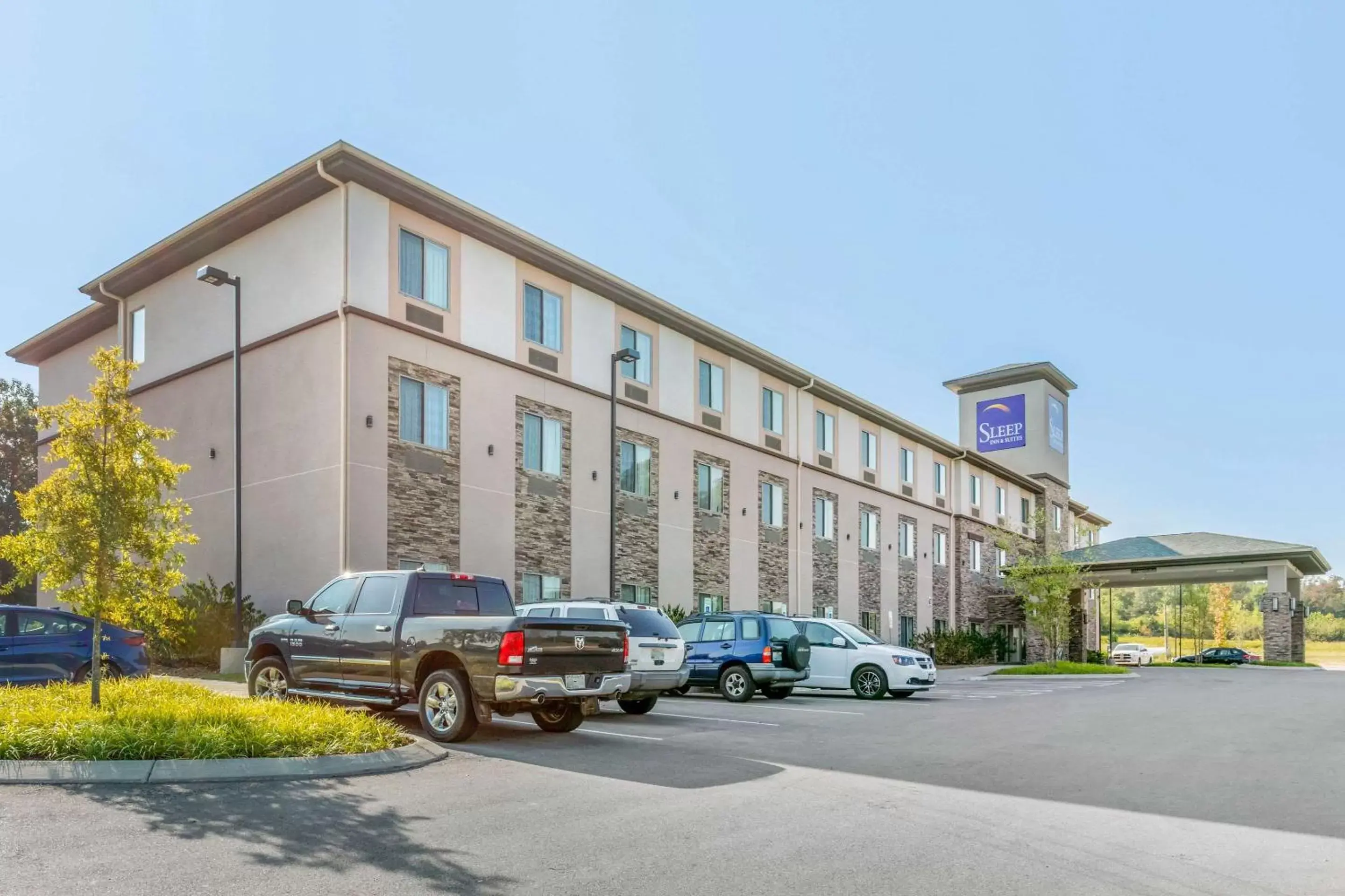 Property Building in Sleep Inn & Suites Columbia