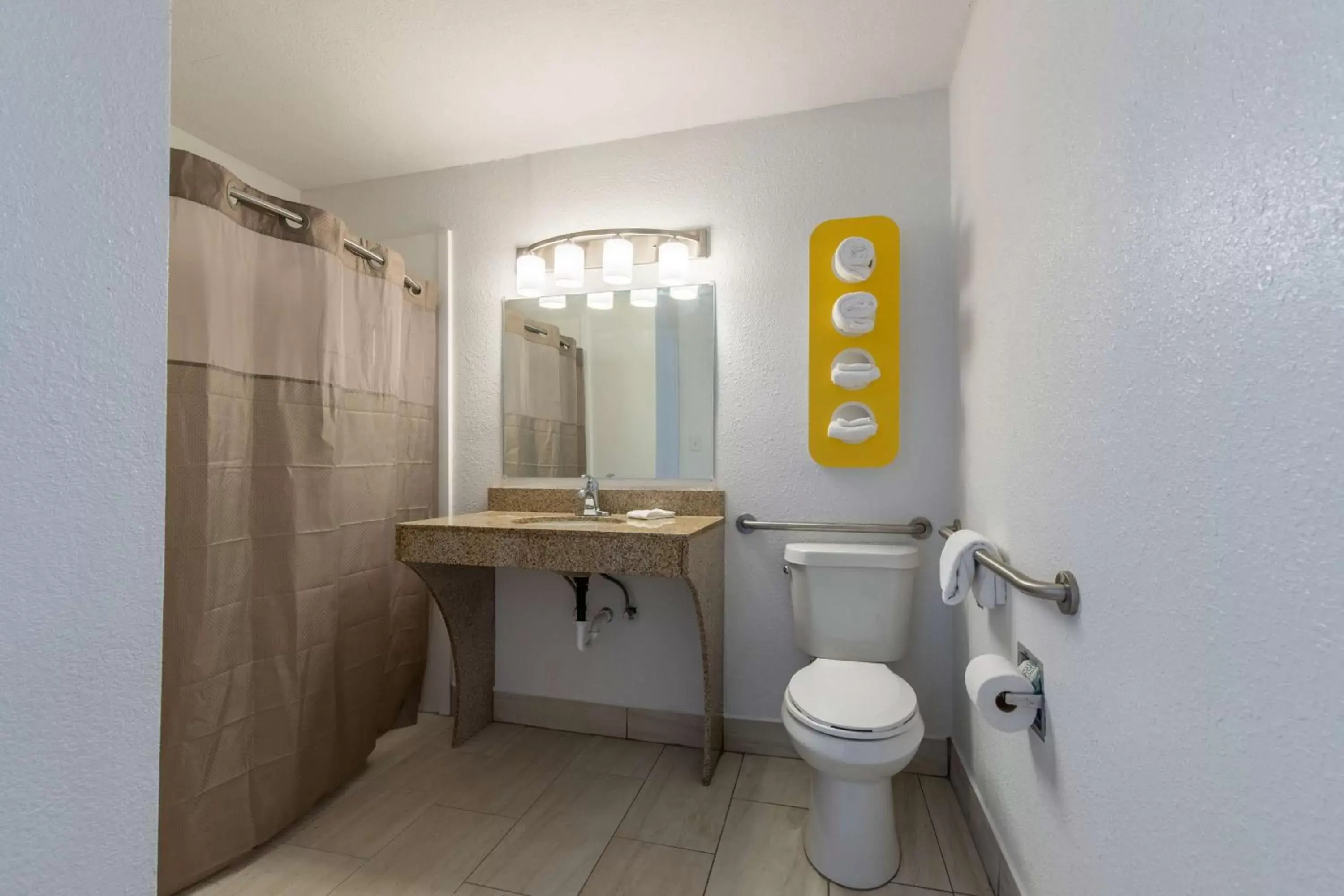 Toilet, Bathroom in Motel 6-Hamilton, AL