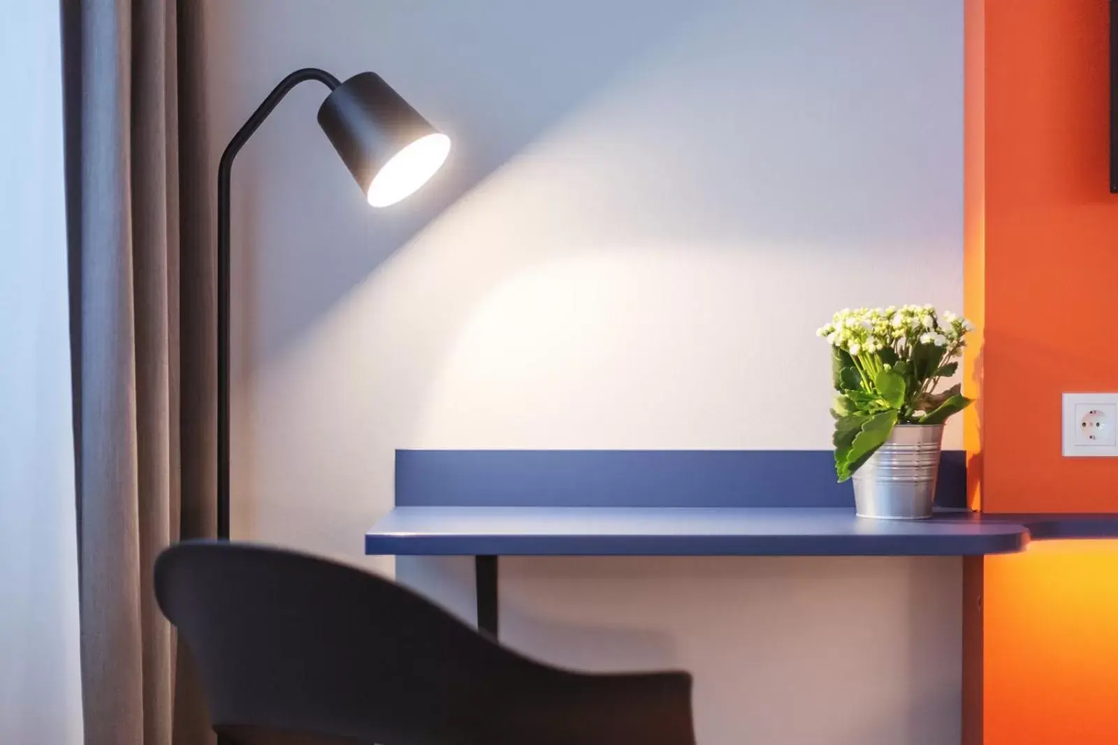 Photo of the whole room in Holiday Inn - the niu, Form Stuttgart Feuerbach by IHG Photo of the whole room in Holiday Inn - the niu, Form Stuttgart Feuerbach by IHG