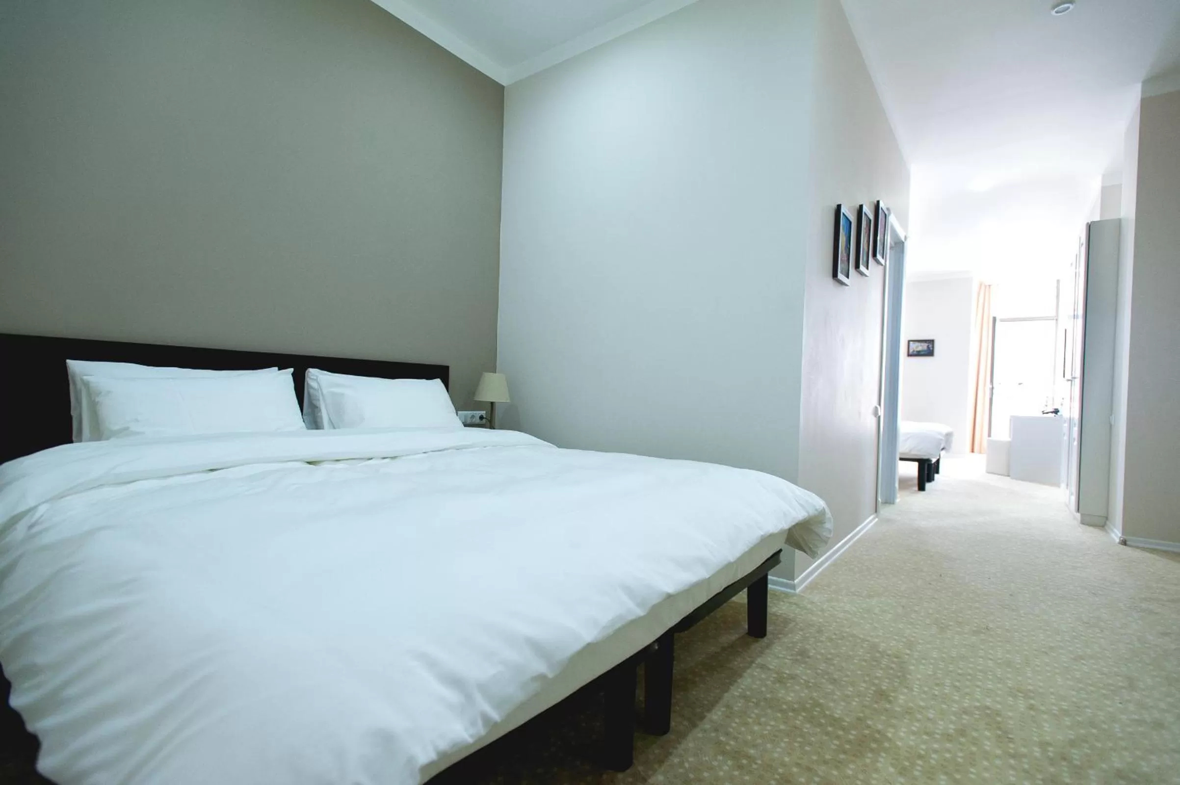 Photo of the whole room, Bed in Piazza Four Colours