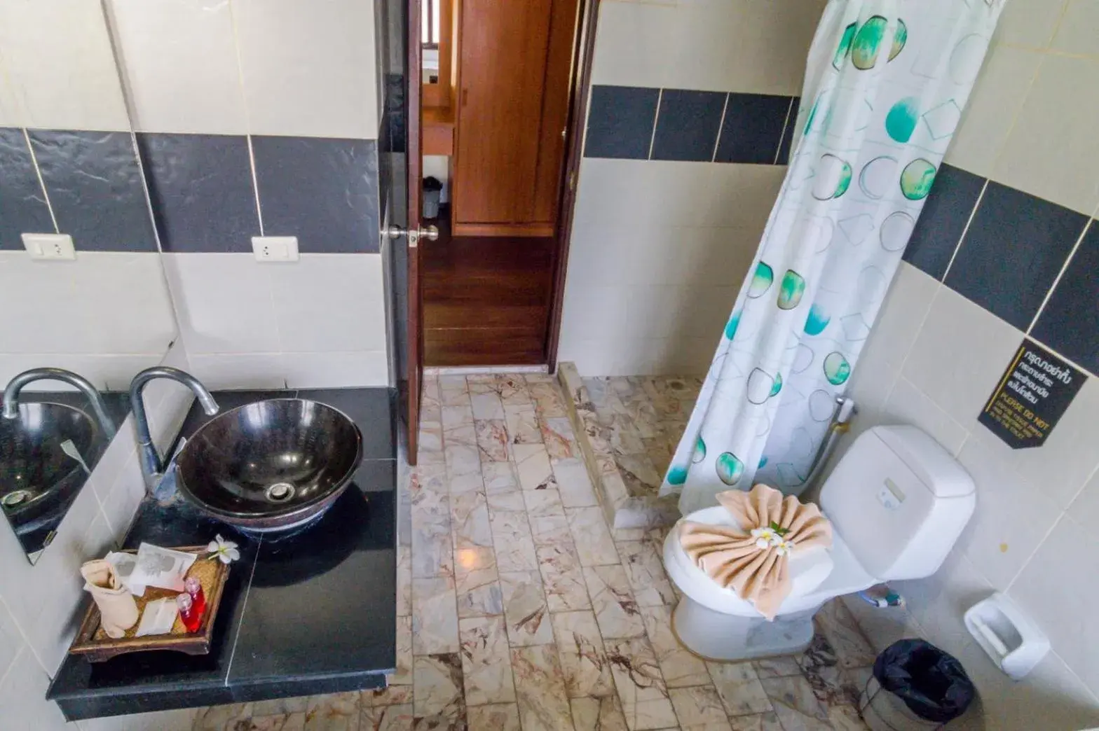 Bathroom in Sasitara Residence