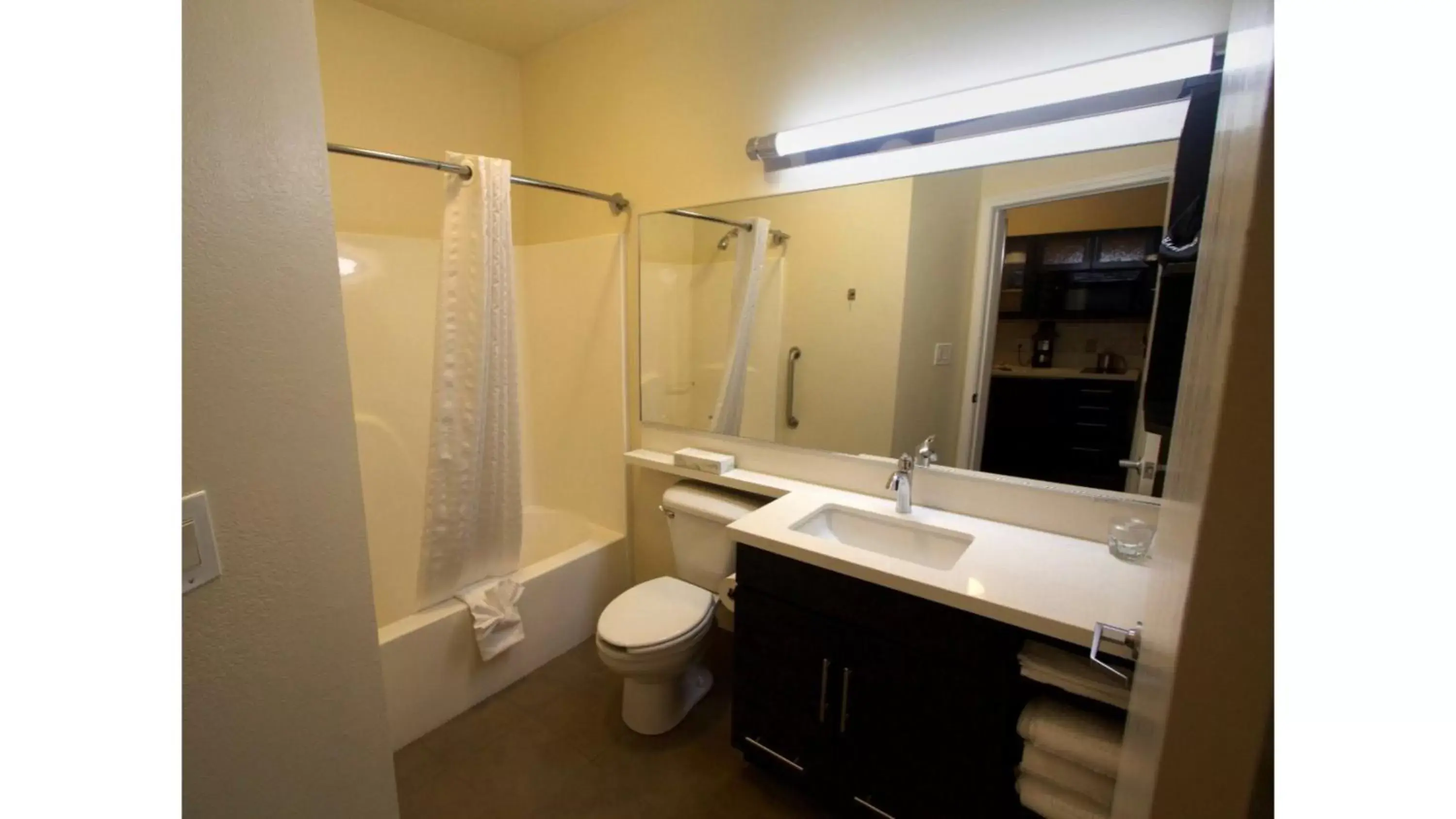 Bathroom in Candlewood Suites West Little Rock, an IHG Hotel