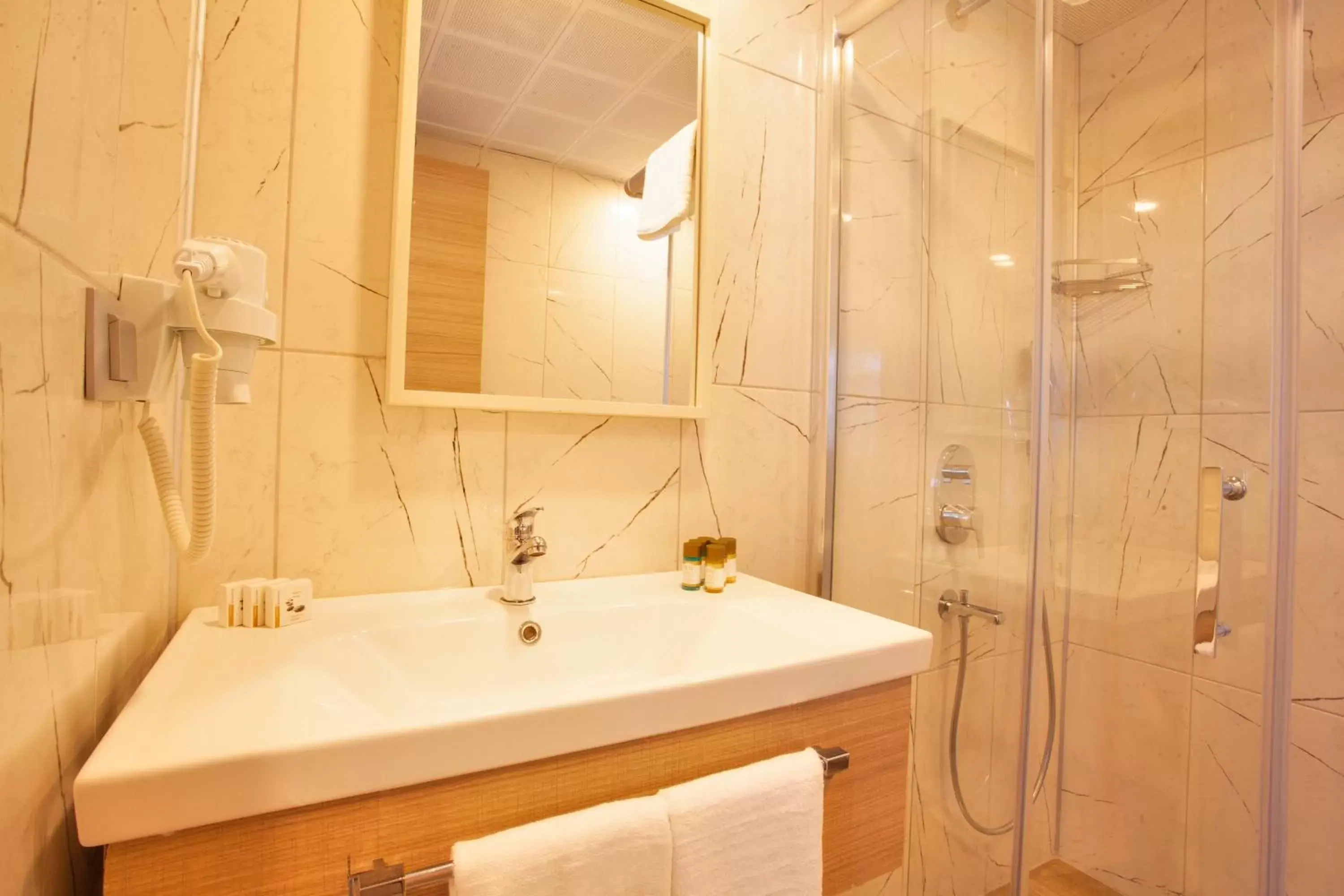Bathroom in Old Town Point Hotel & Spa Antalya