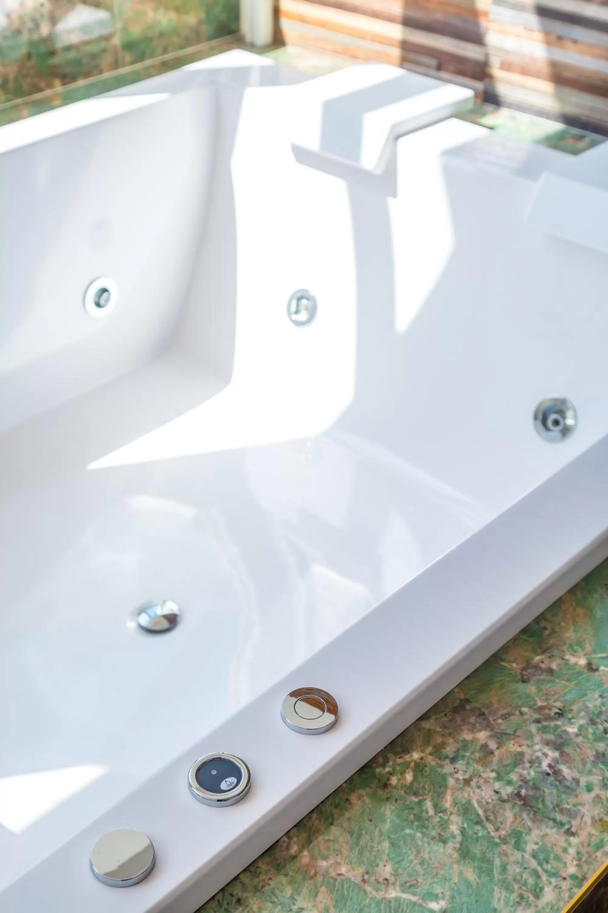 Hot Tub in Dei Martiri Suite