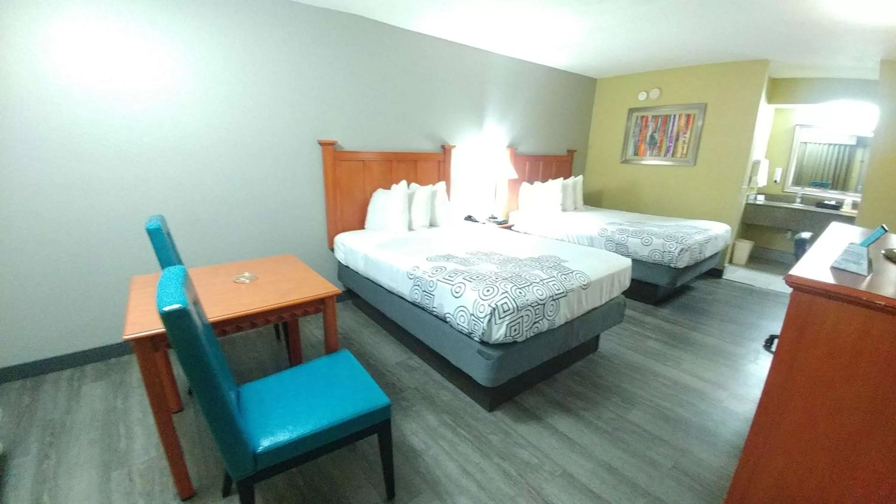 Photo of the whole room, Bed in Best Western Jacksonville near Little Rock Air Force Base