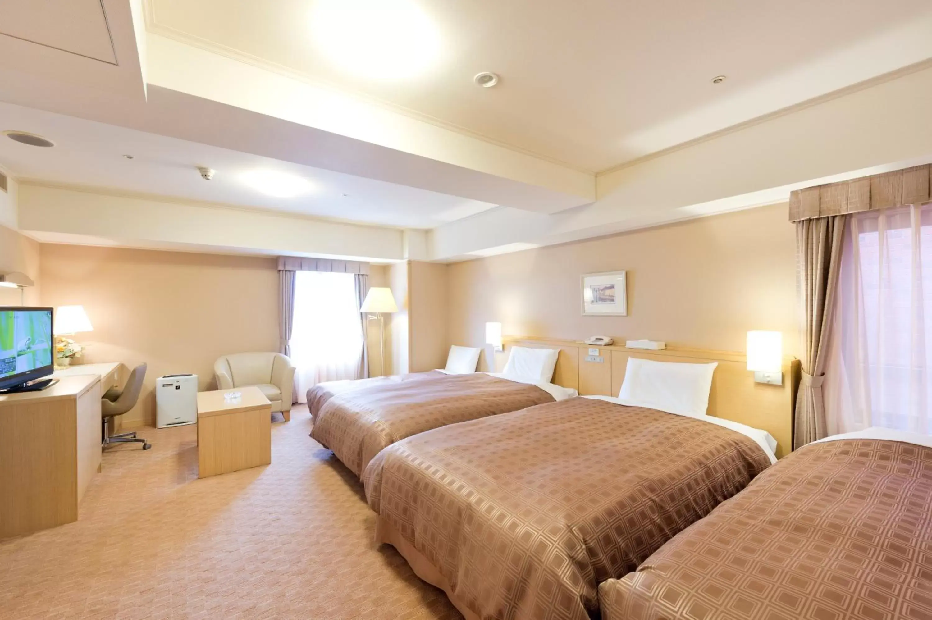 Photo of the whole room, Bed in Hotel Sunroute Sapporo