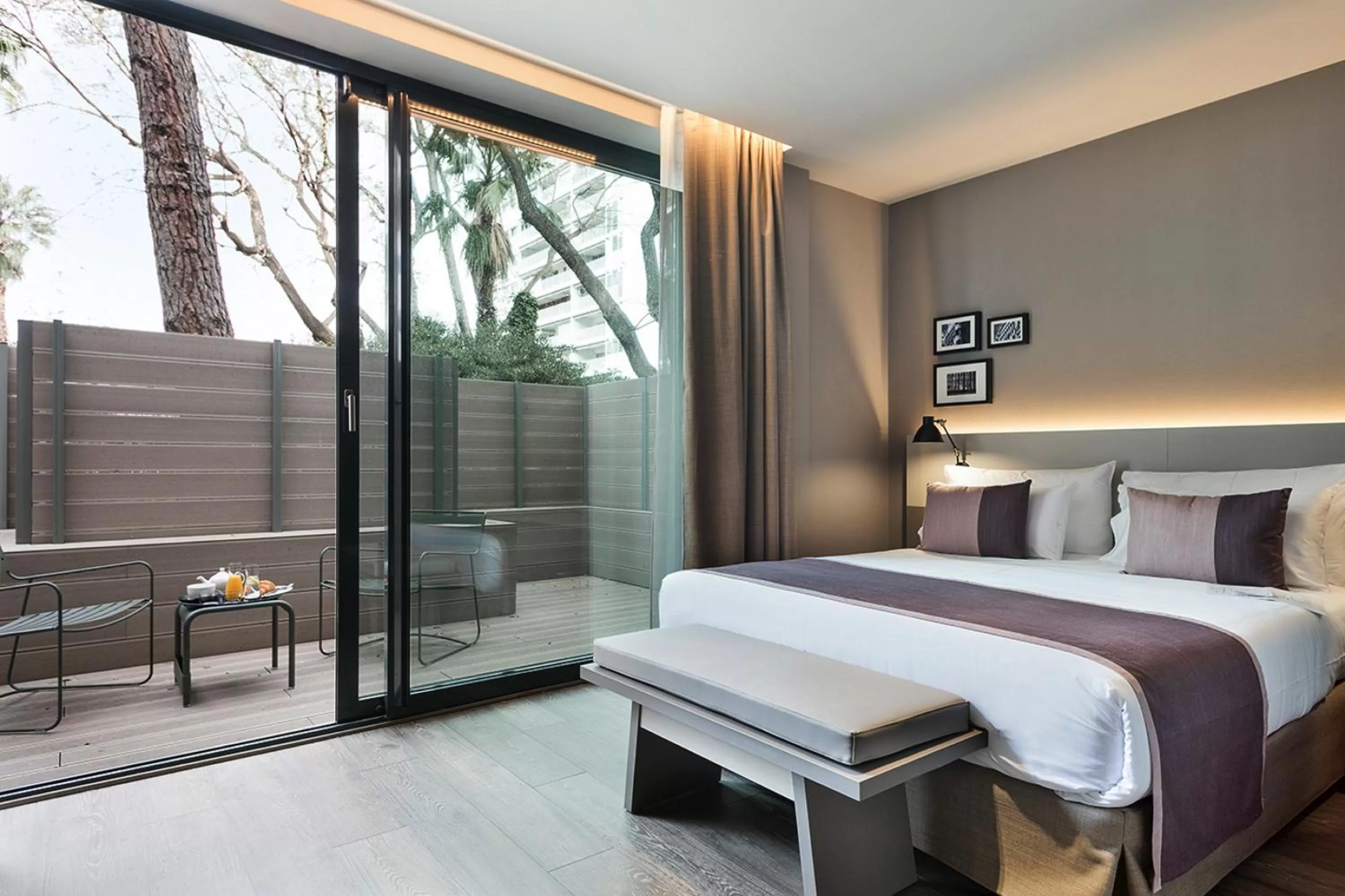 Balcony/Terrace, Bed in Upper Diagonal