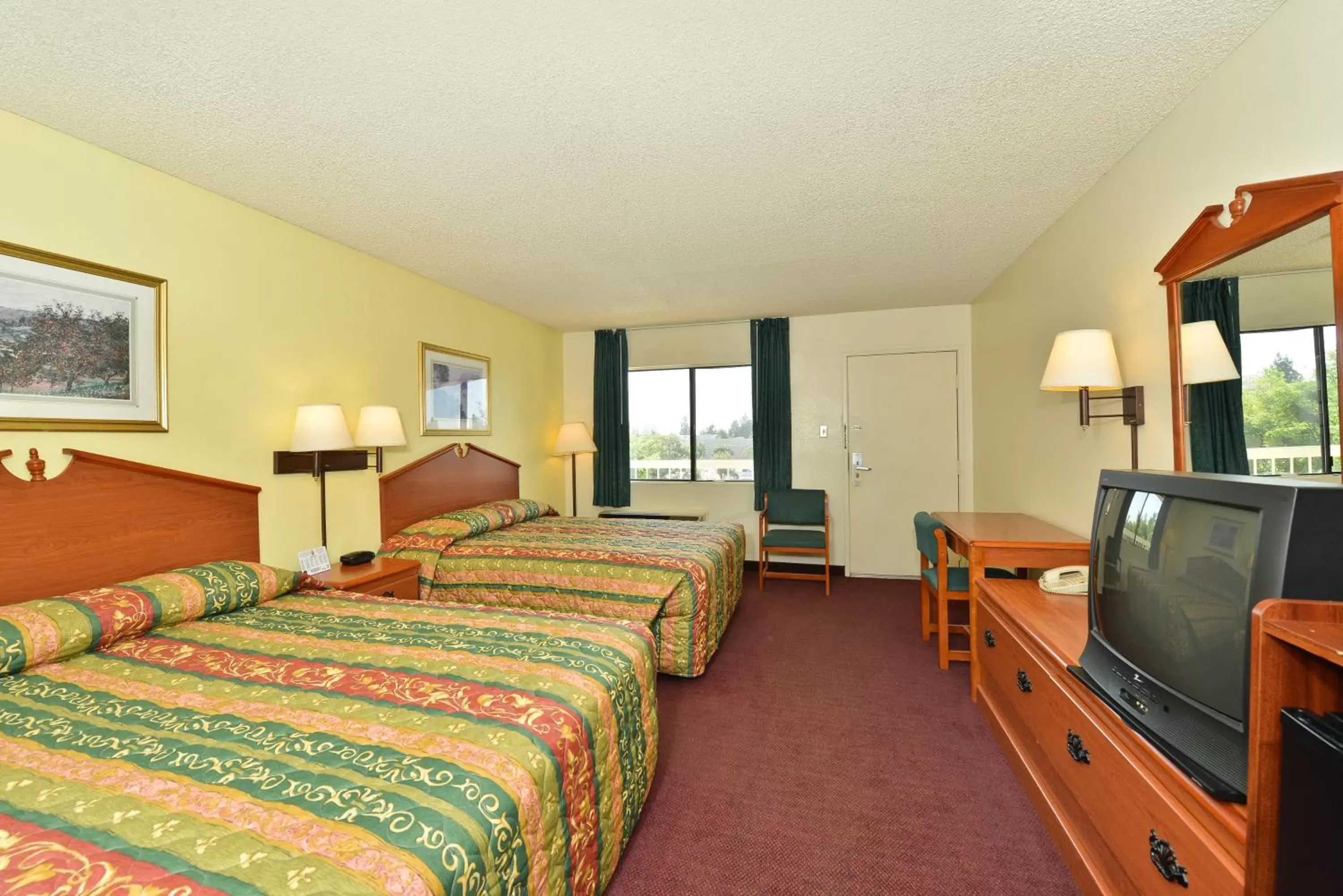 Queen Room with Two Queen Beds - Non-Smoking in Super 8 by Wyndham Bakersfield/Central