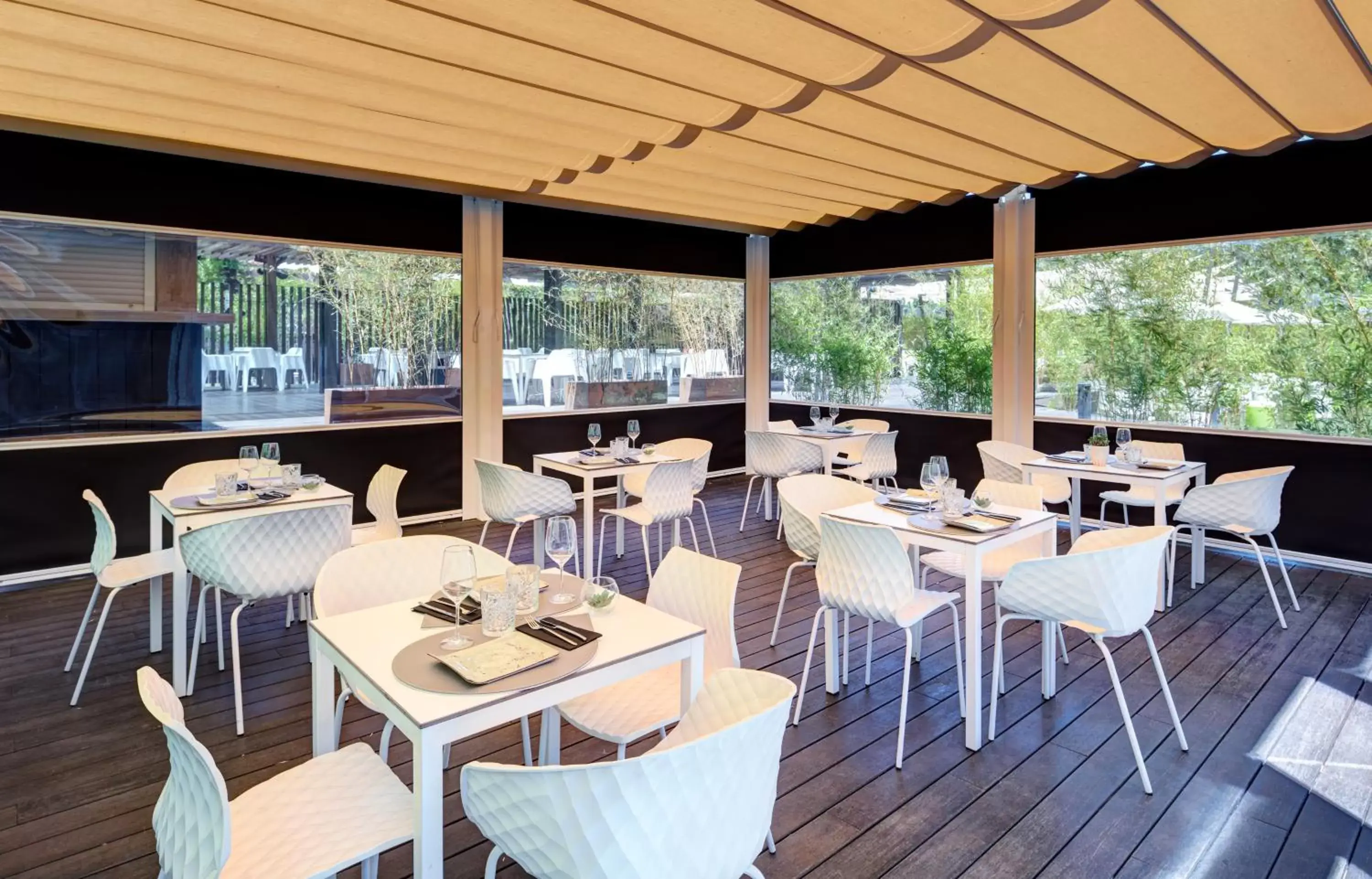 Balcony/Terrace, Restaurant/Places to Eat in Sercotel Alcalá 611