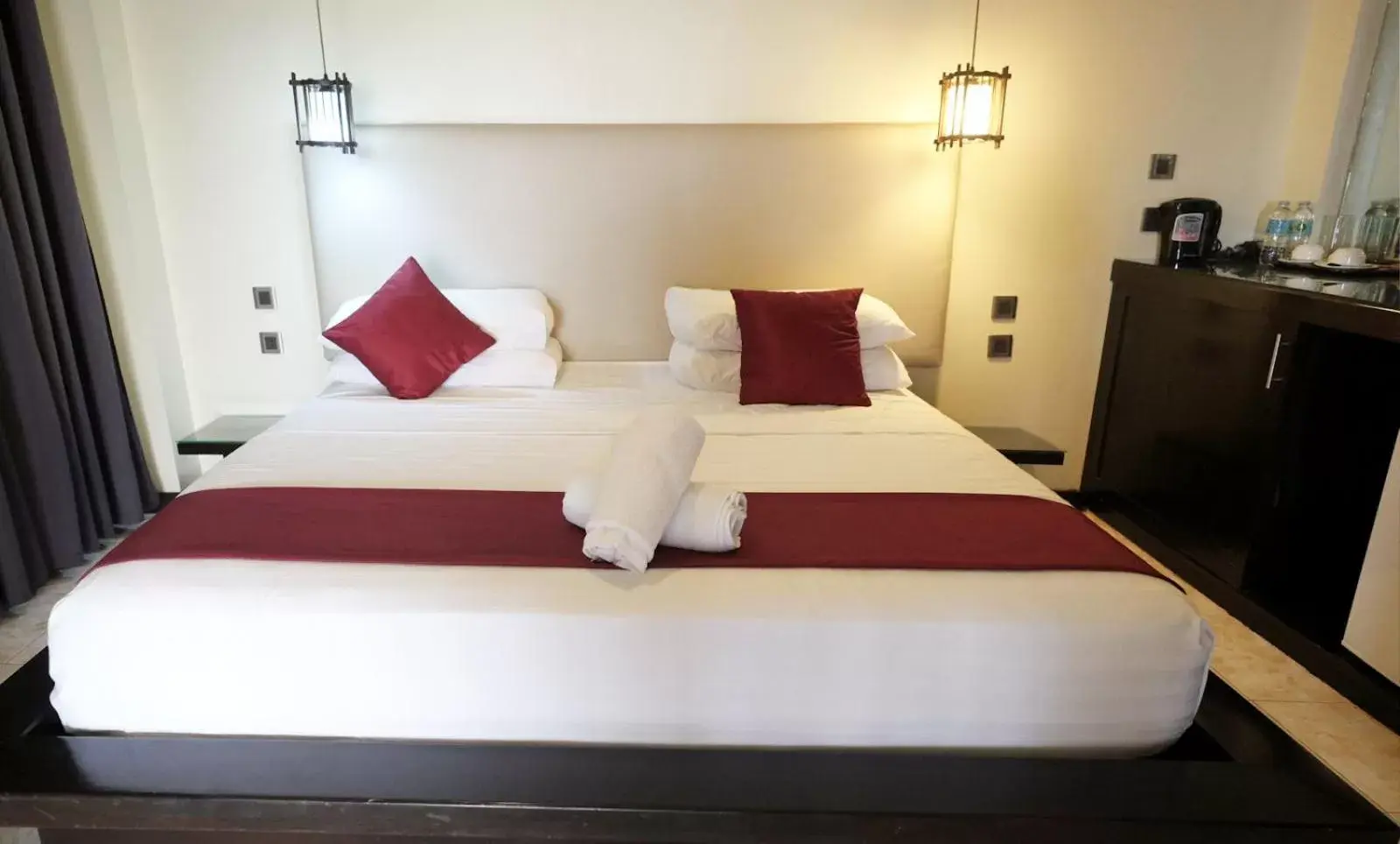 Bed in Cliffside Resort Bed in Cliffside Resort