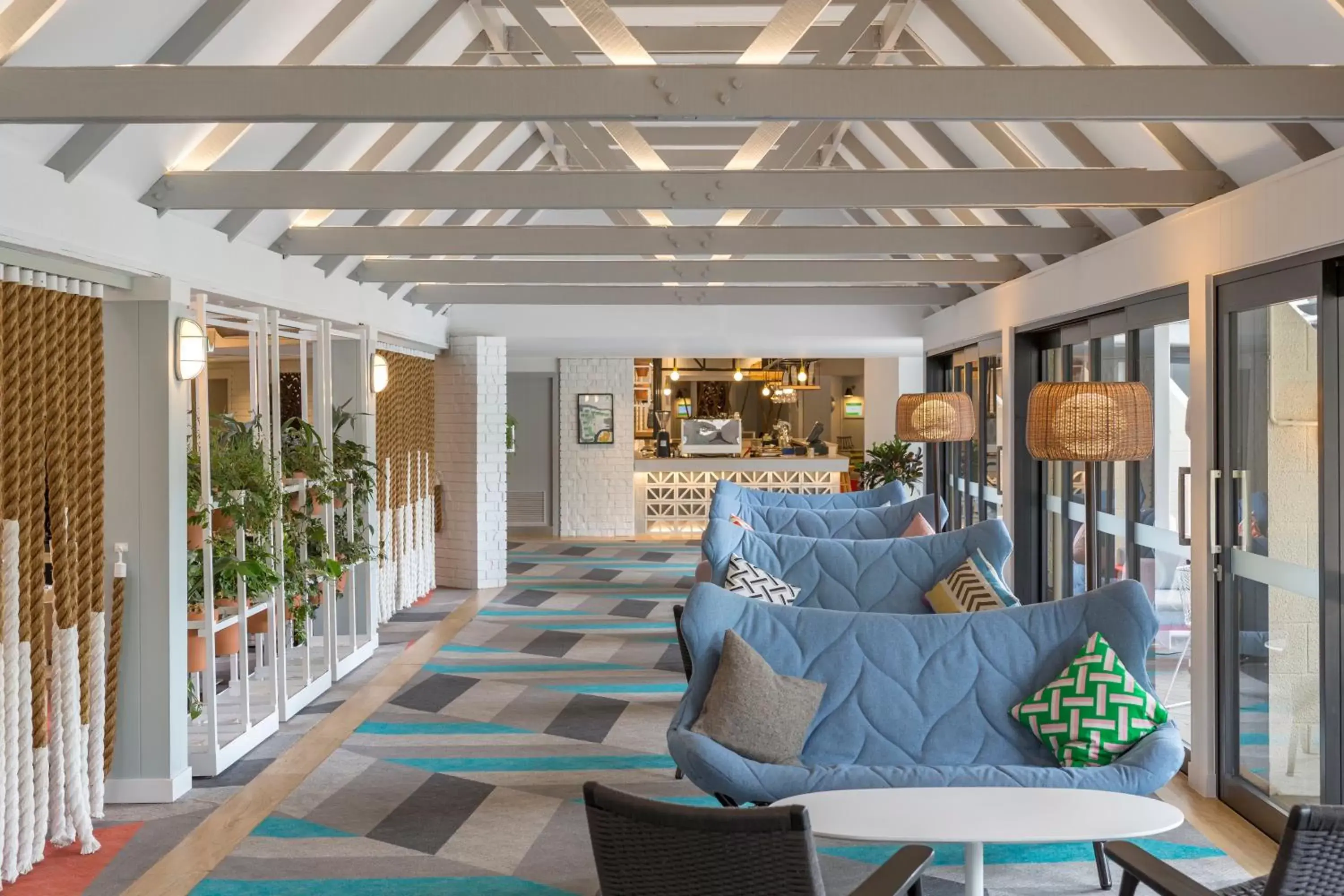 Lobby or reception, Seating Area in Holiday Inn Auckland Airport, an IHG Hotel