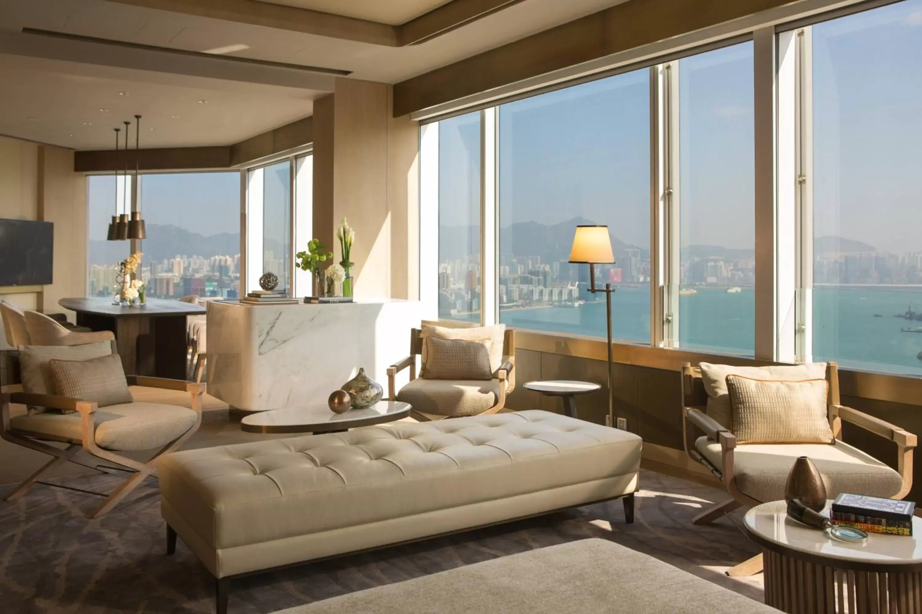 Living room in Renaissance Hong Kong Harbour View Hotel