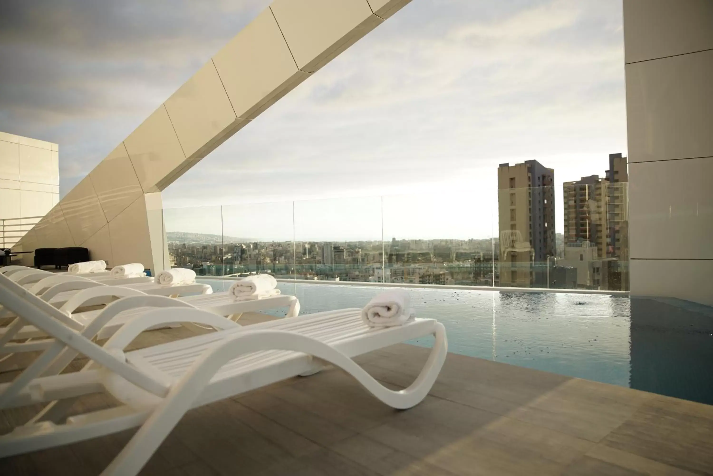 Swimming pool in Royal Tulip Achrafieh Swimming pool in Royal Tulip Achrafieh