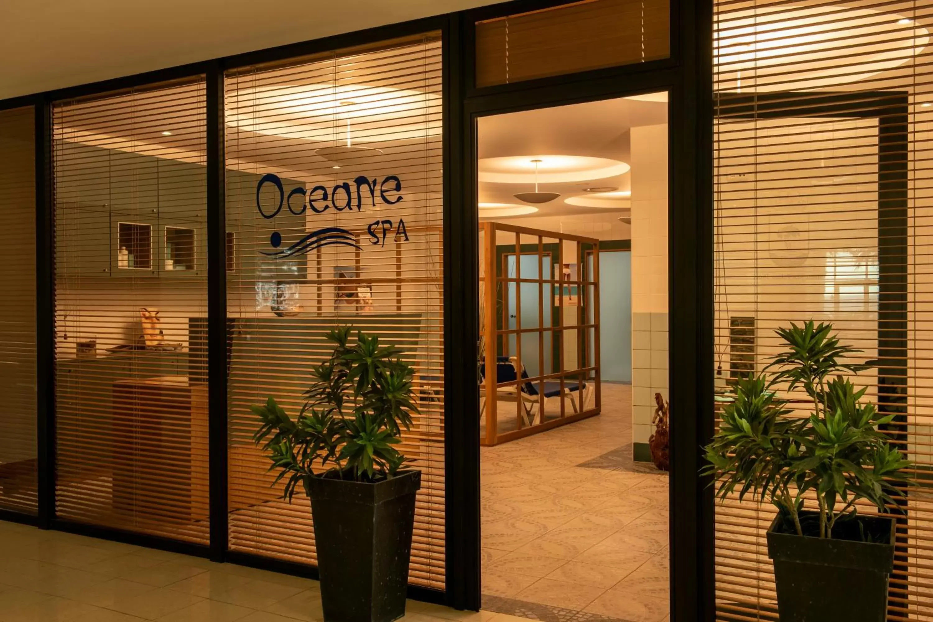 Facade/entrance in Monte Mar Palace Hotel Facade/entrance in Monte Mar Palace Hotel