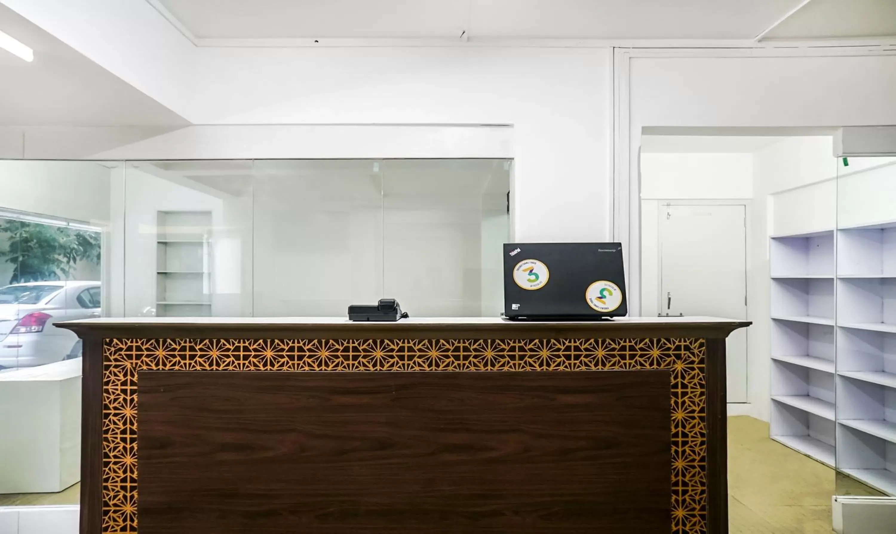 Lobby or reception in Treebo Luxe Suite, Shivaji Nagar Lobby or reception in Treebo Luxe Suite, Shivaji Nagar