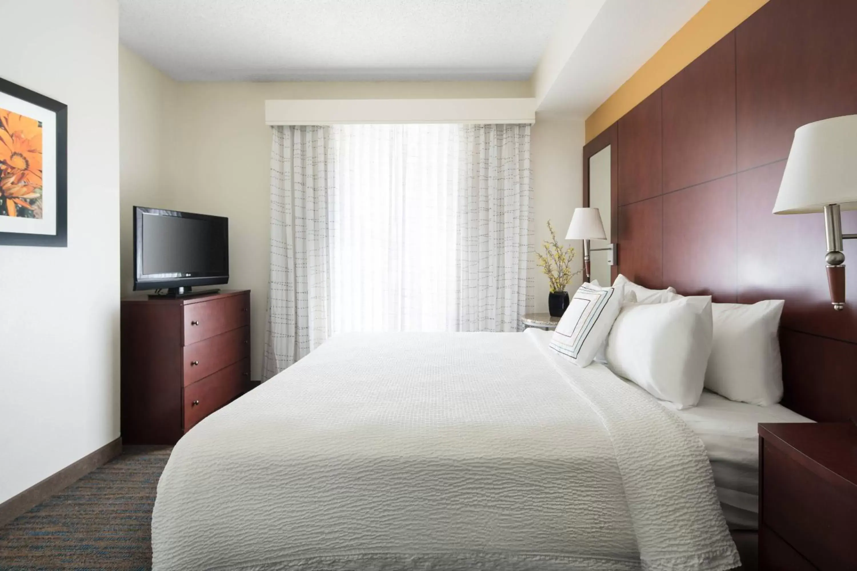 Bedroom, Bed in Residence Inn Phoenix Desert View at Mayo Clinic