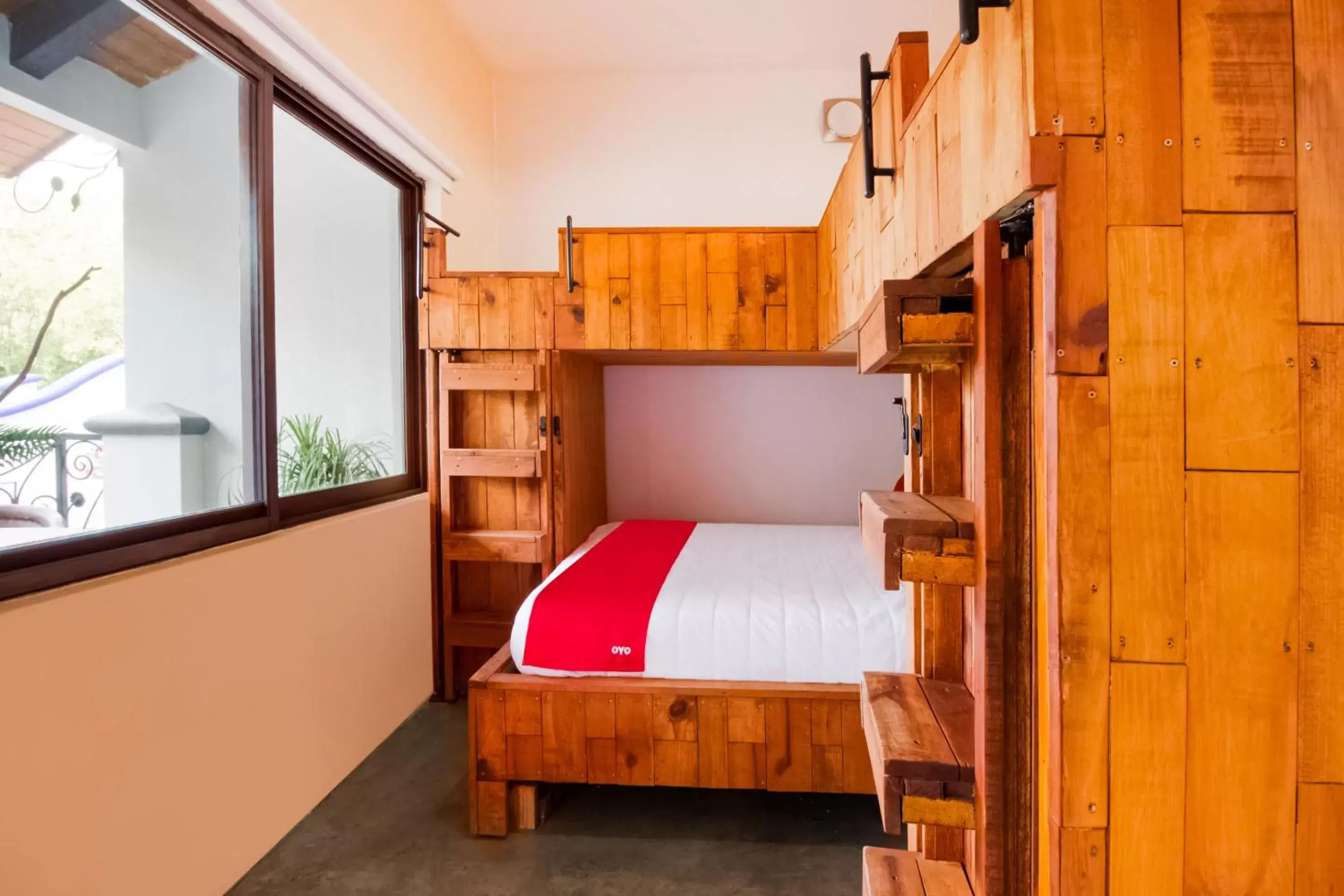 Bedroom, Bunk Bed in Capital O Hacienda Filadelfia, El Atorón, Irapuato