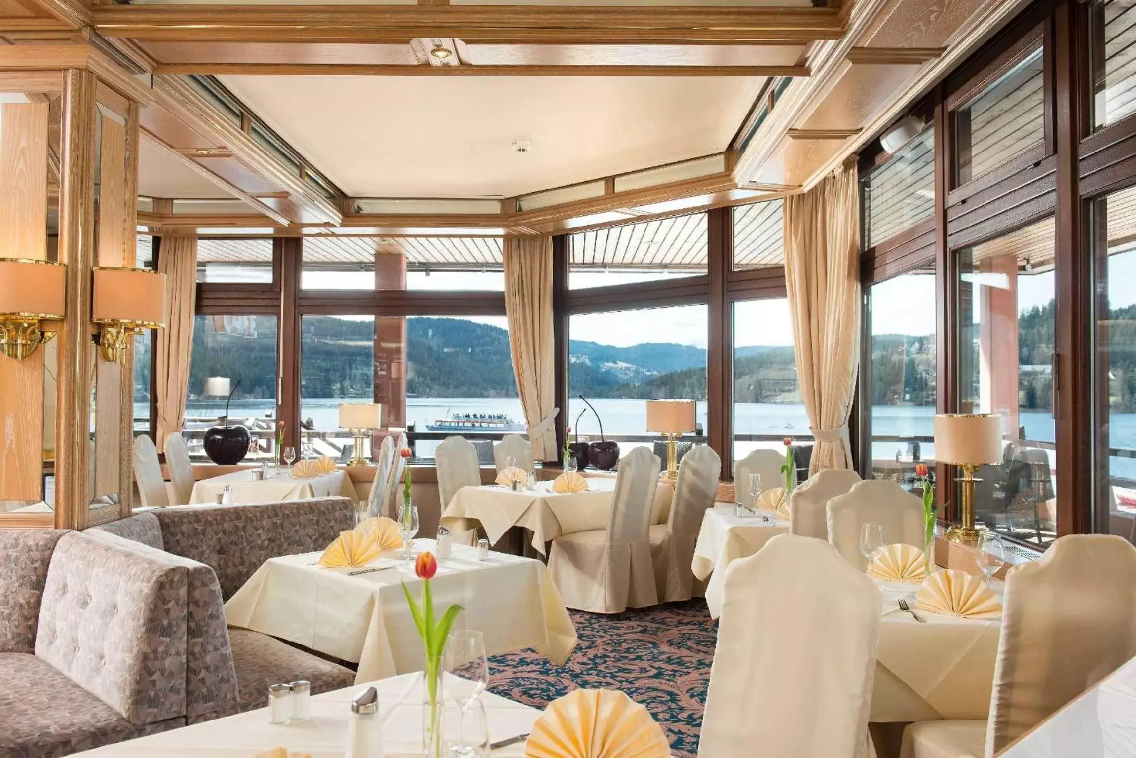 Restaurant/places to eat, Banquet Facilities in Maritim Titisee Hotel