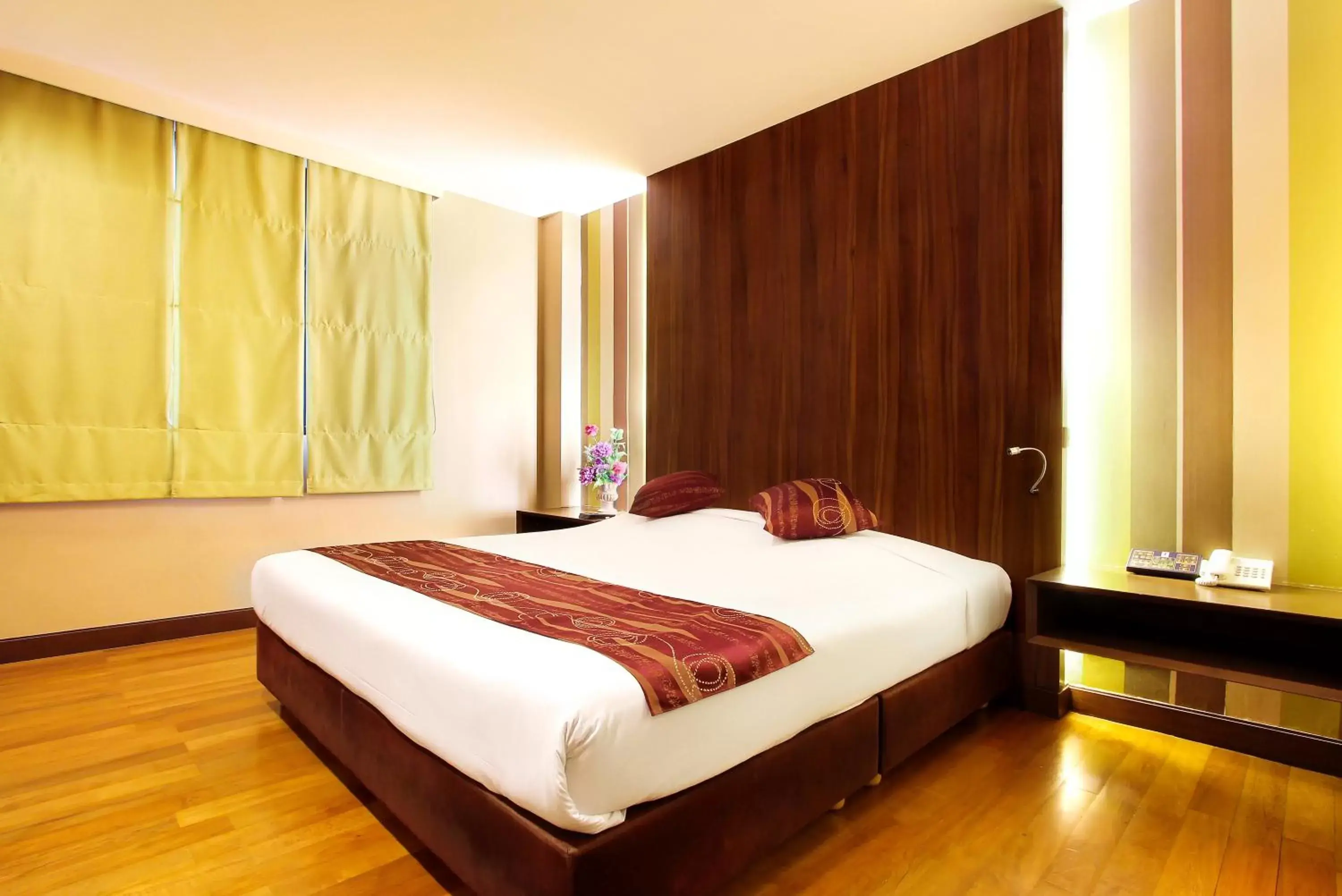 Bedroom, Bed in Bally Suite Silom