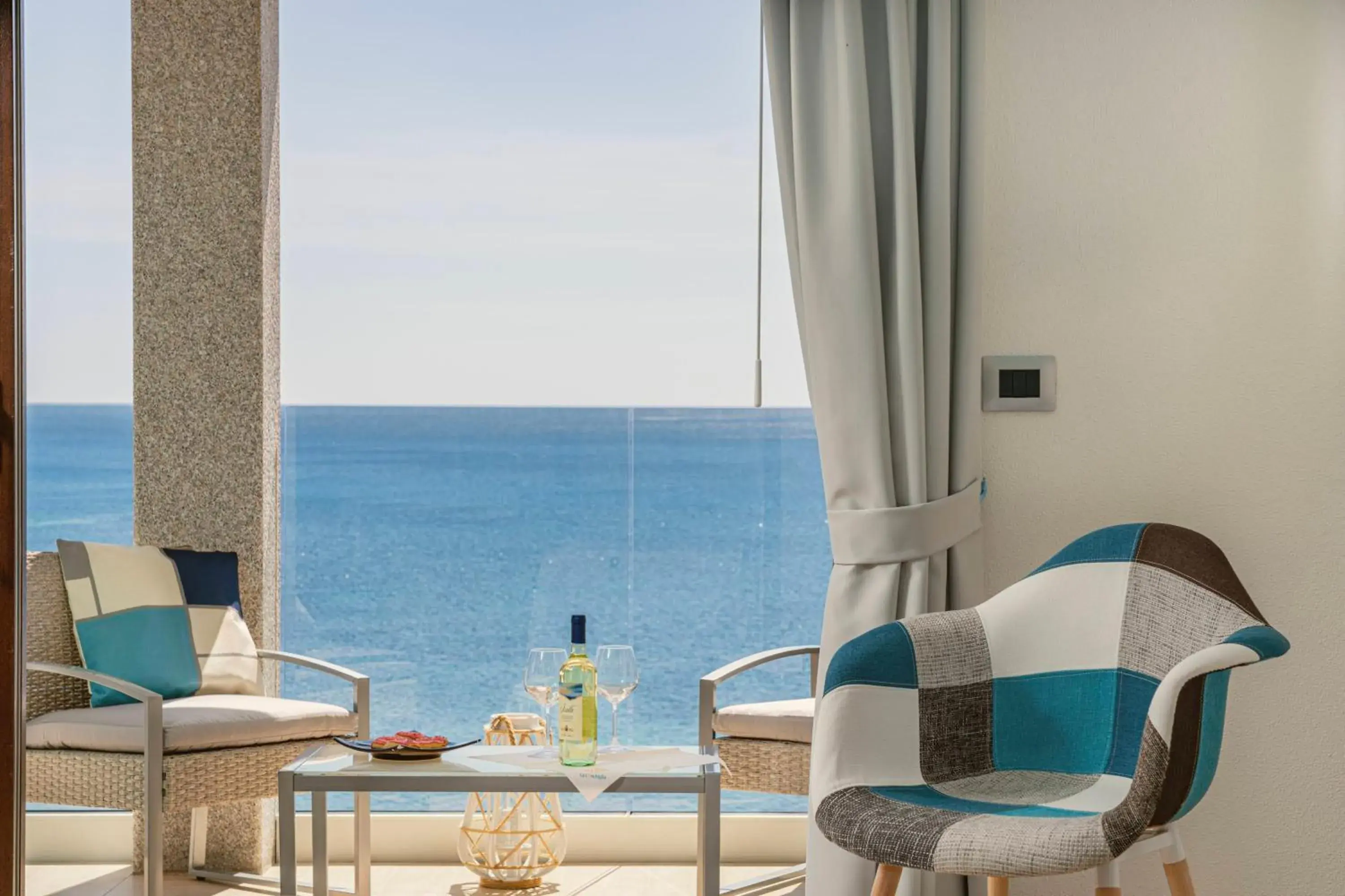Balcony/Terrace, Sea View in Hotel Ristorante La Conchiglia