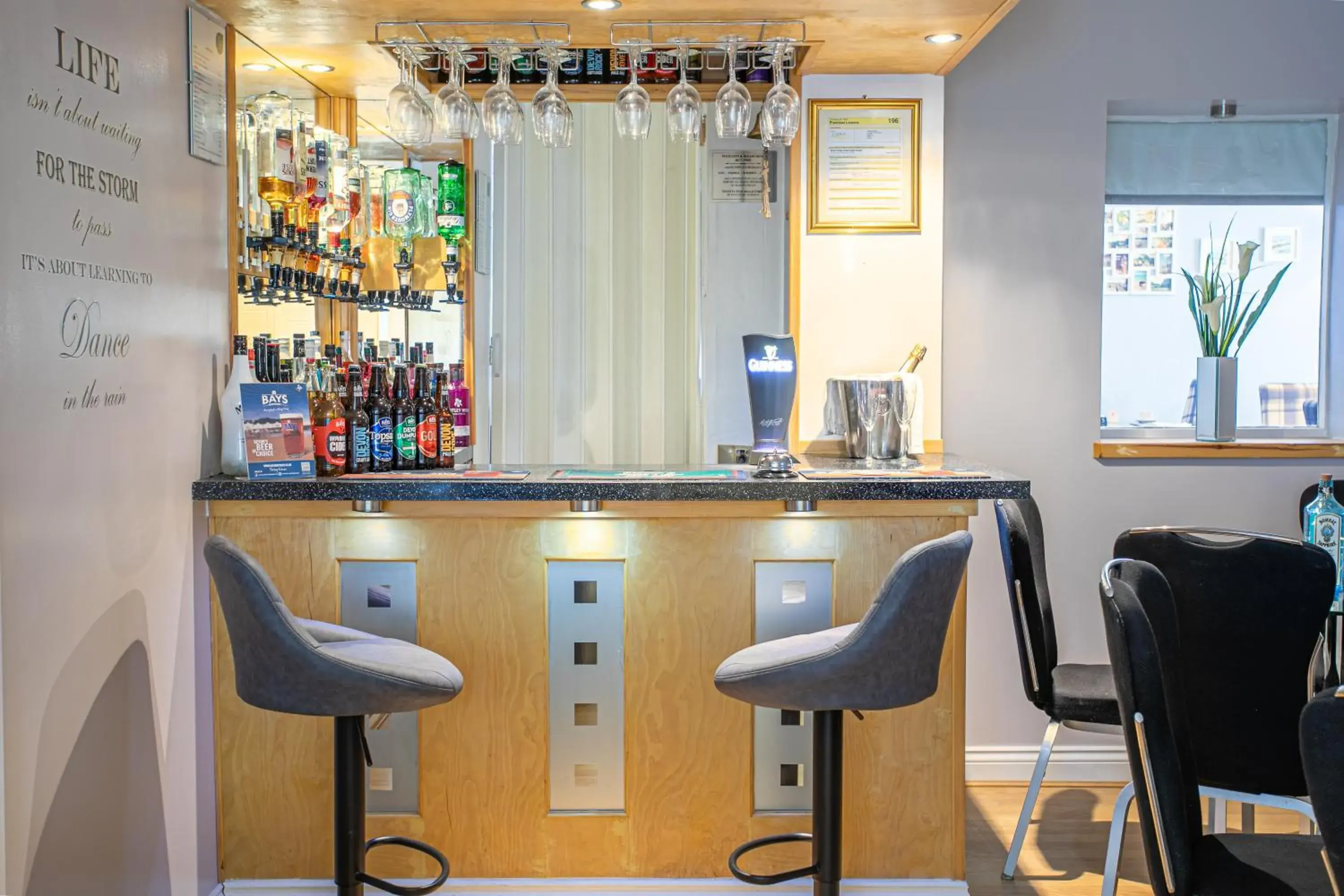 Lounge or bar, Lounge/Bar in Mount Edgcombe