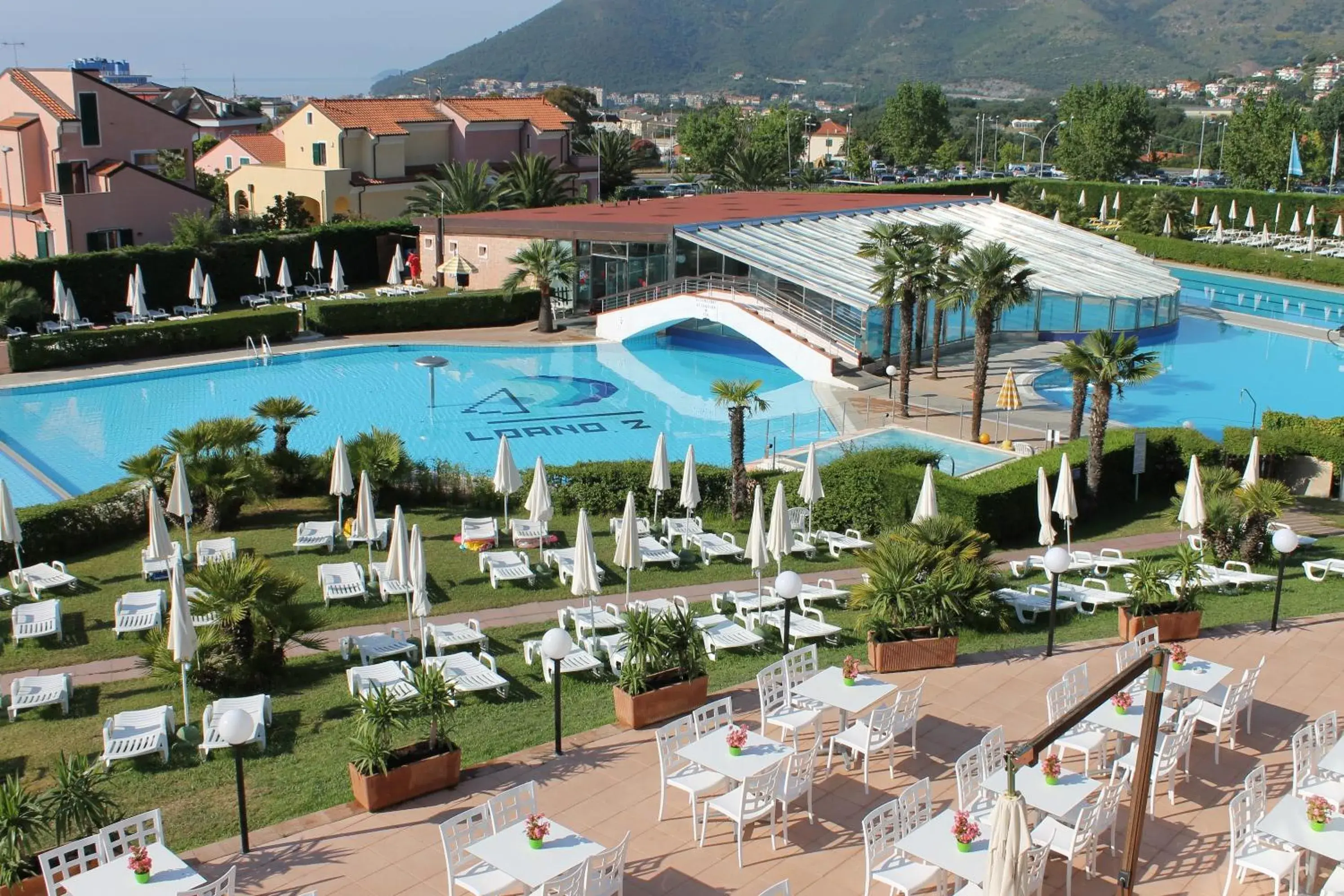 Restaurant/places to eat, Pool View in Loano 2 Village